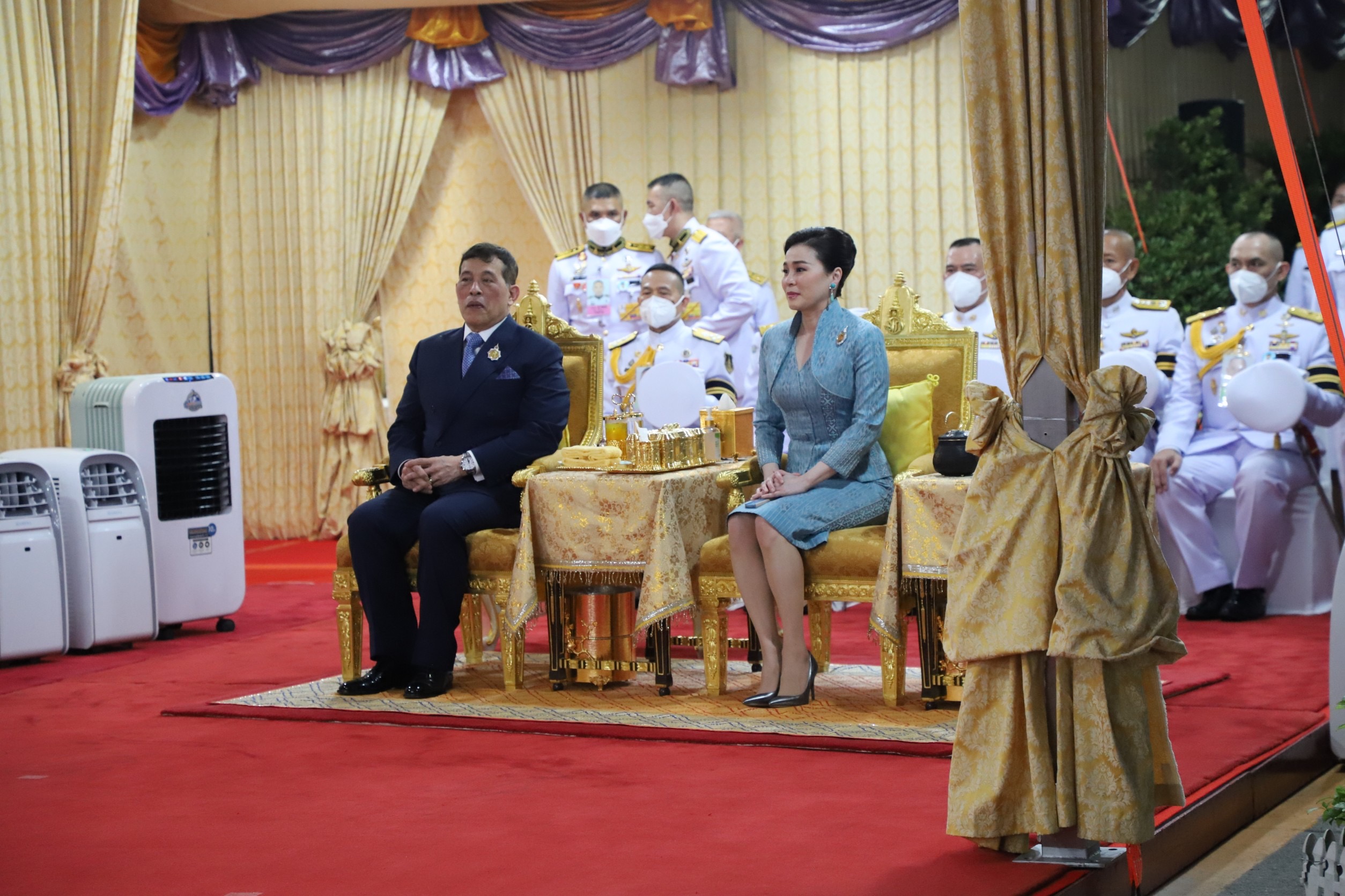 ในหลวง พระราชินี เสด็จฯ เปิดอาคารเฉลิมพระเกียรติสมเด็จพระนางเจ้าสิริกิติ์ฯ รพ.พระมงกุฎเกล้า