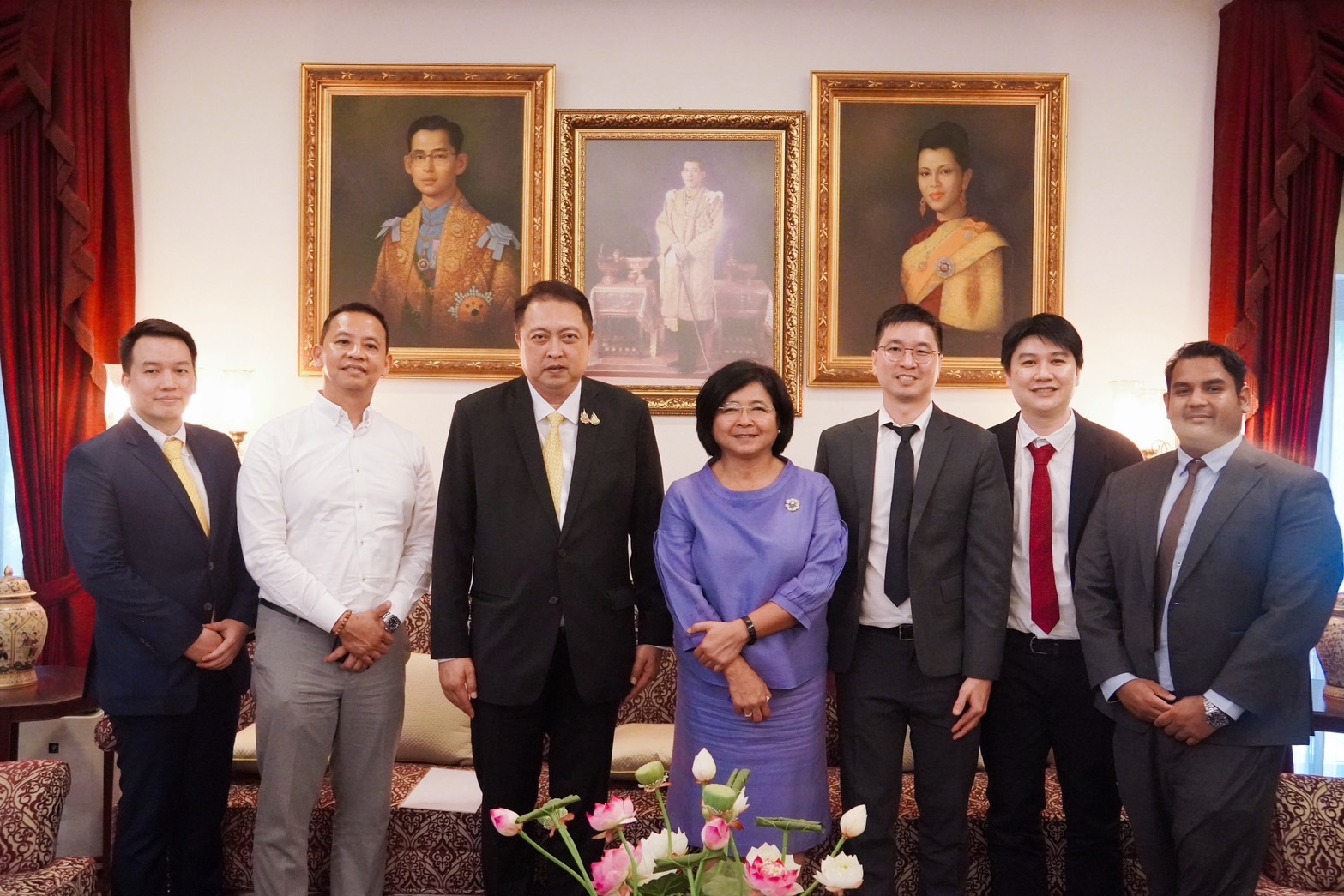 “สุชาติ” พบนักธุรกิจไทยในอินเดีย ยันเป็นตลาดศักยภาพ เตรียมขยายฐานสินค้าเพิ่ม ฝากคนรุ่นใหม่ติดปัญหาประสานพาณิชย์ทันที