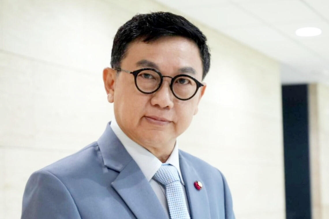 "ดิเรกฤทธิ์"ฟันธงไม่มียุบสภาแน่!