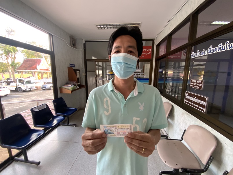 เบนซ์ลูกค้าให้โชค! หนุ่มวัย45เจ้าของร้านอาหารถูกรางวัลที่1รับ6ล้าน