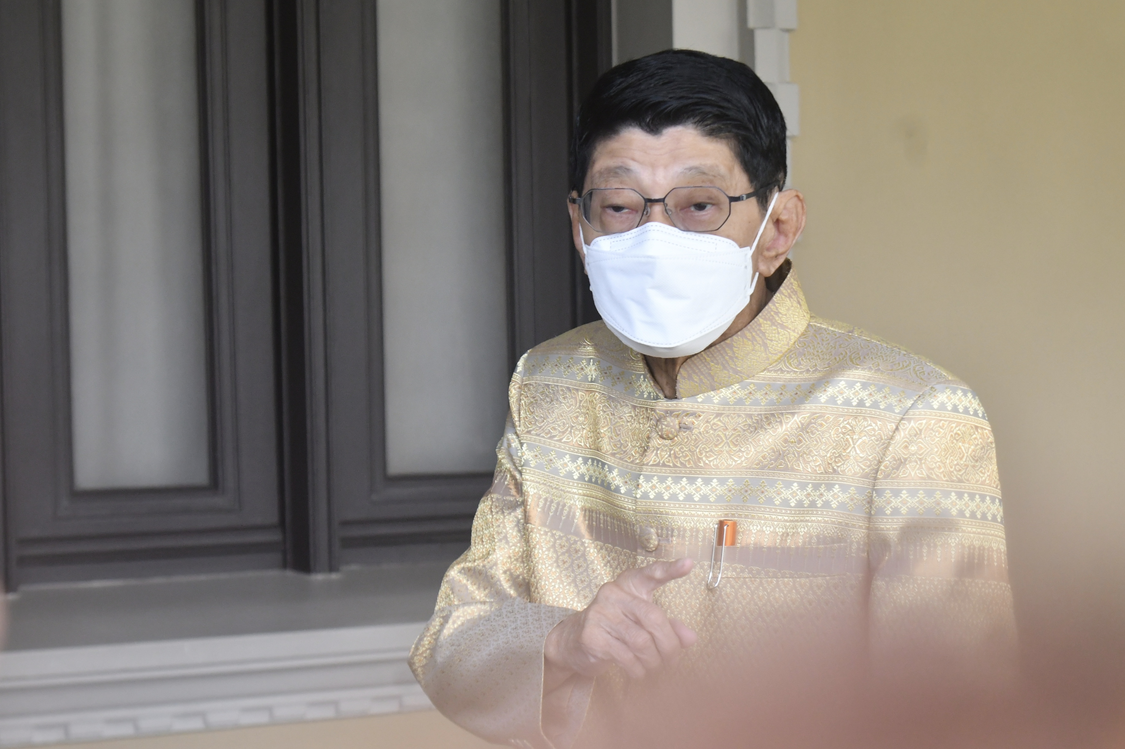 “วิษณุ” เตือนใครชงชื่อทูลเกล้าฯบุคคลมีเรื่องฟ้องร้องต้องรับผิดชอบ ชี้คนถูกสั่งหยุดปฏิบัติหน้าที่ชิงนายกฯไม่ได้ 
