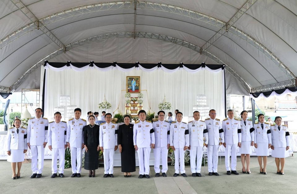 ชุมพร จัดพิธีถวายน้ำสรงพระบรมศพเบื้องหน้าพระฉายาลักษณ์ สมเด็จพระบรมราชชนนีพันปีหลวง  