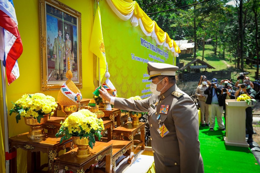 เชิญถุงพระราชทาน มอบขวัญกำลังใจผู้ปฏิบัติงานความมั่นคงชายแดนใต้