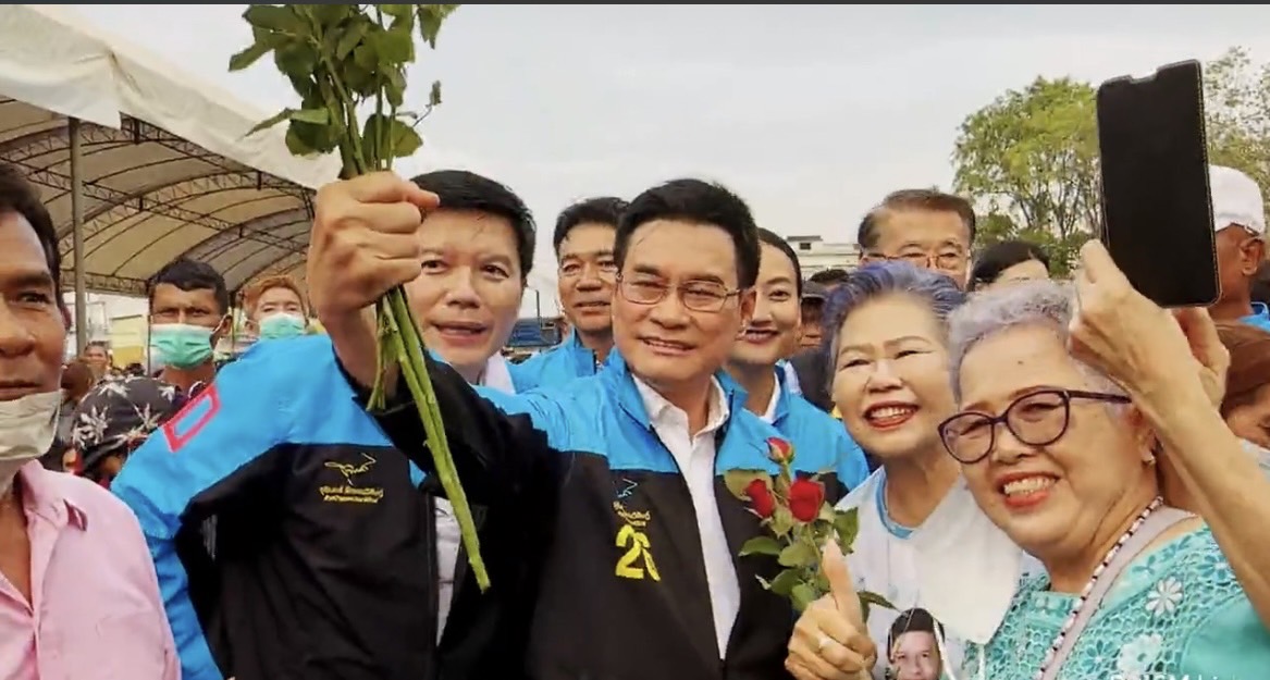 ปชป.ขนแม่ทัพใหญ่ "จุรินทร์-ชวน-บัญญัติ-สาธิต" ปราศรัยสุราษฎร์  อ้อนขอเสียงทั้ง7เขต