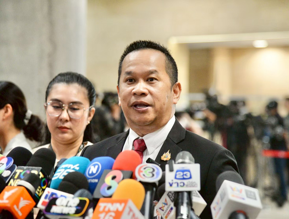 "อนุสรณ์" ย้ำเพื่อไทย เตือนแล้ว "อนุทิน" นั่งนายกฯจะไม่ได้แก้รธน. ชี้ "ฝ่ายค้ำ" หนุนภท.ทำเกมลากยาว ค้านยกภาวะสงครามอ้างเลื่อนเลือกตั้ง 