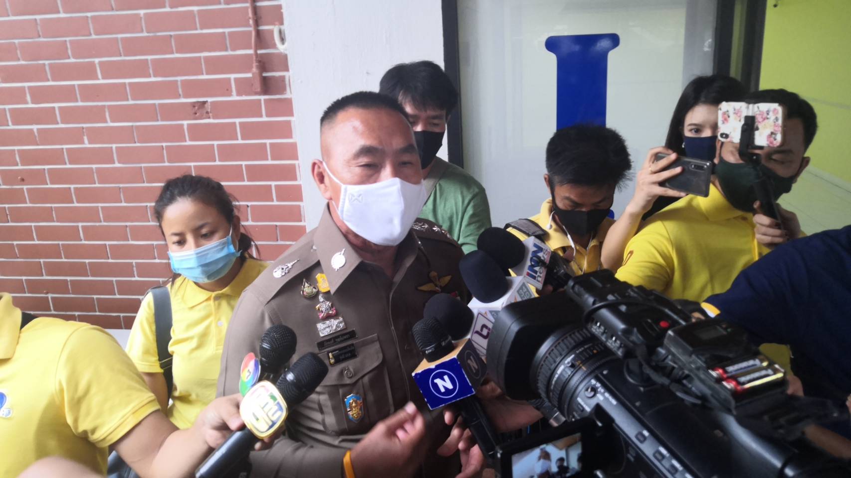 "รองฯสุวัฒน์"ประชุมแนวทางพิจารณาคดีม็อบอนุสาวรีย์ประชาธิปไตย