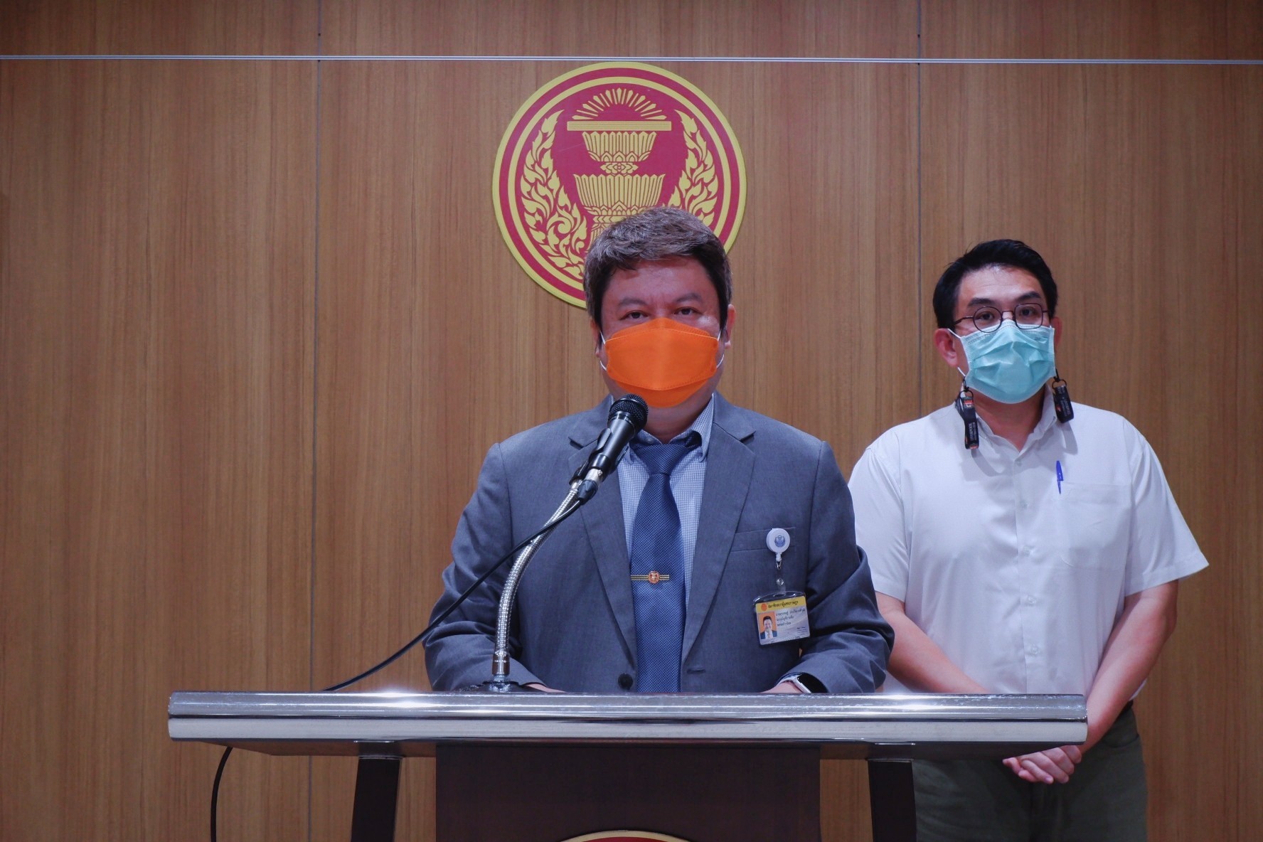 งานเข้า!! "ก้าวไกล" โดดหนุน "ภูมิใจไทย" ค้านขยายสัมปทานรถไฟฟ้าสายสีเขียว 