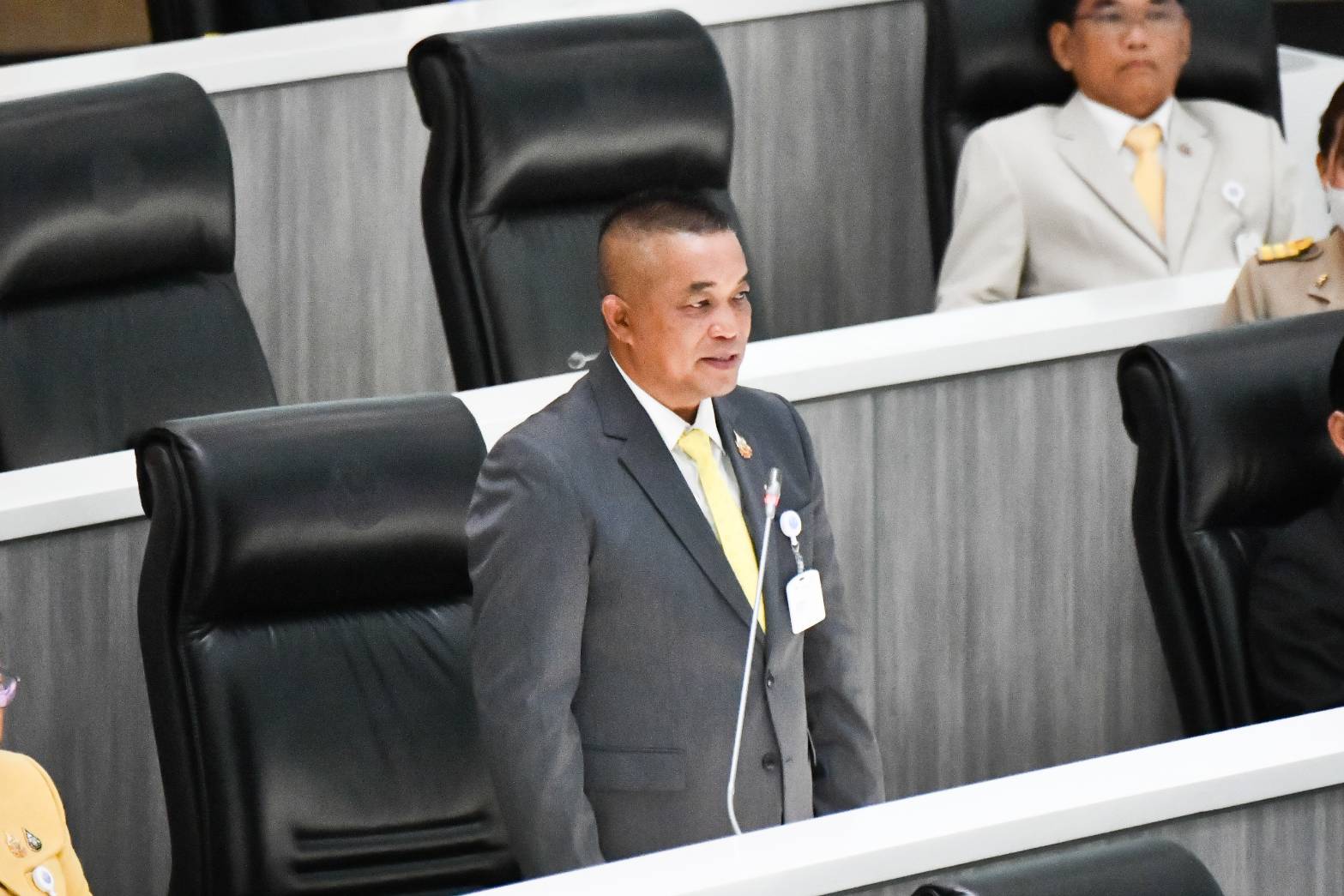 “ธนัชญ์พงศ์ วงศ์มุลาลี” ปฏิญาณตนก่อนปฏิบัติหน้าที่ แทน “สมชาย เล่งหลัง”ถูกศาลฎีกาเพิกถอนสิทธิ์ 10 ปี 
