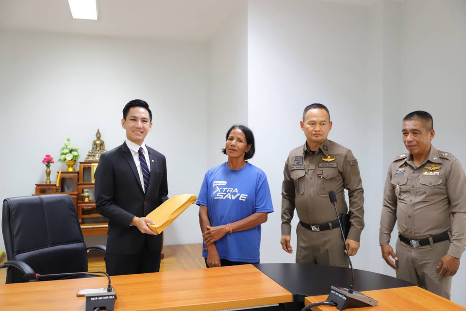 คดีหวยอลเวงถึงชั้นอัยการแล้ว ตำรวจ สภ.สวรรคโลก ส่งสำนวนฟ้องผู้ต้องหาดำเนินคดี 