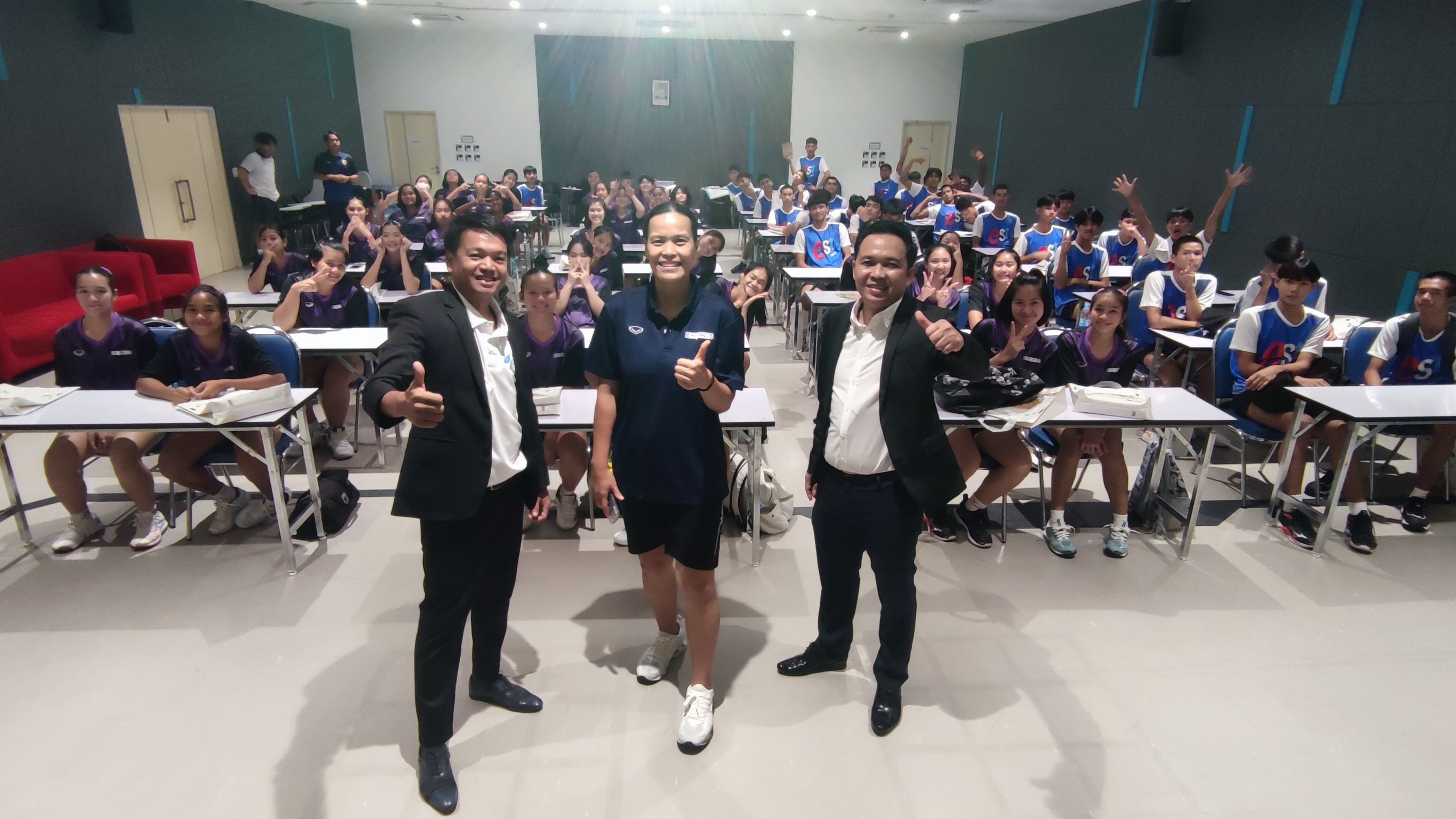ส.วอลเลย์บอล ร่วมกับ ส.ผู้สื่อข่าวกีฬาออนไลน์ จัดอบรมพัฒนาผู้ฝึกสอนสู่ระดับอาชีพ