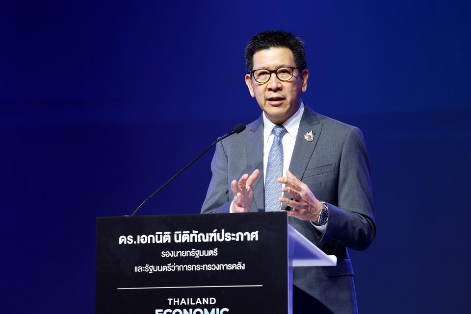 "รมว.คลัง" เคาะอุดหนุนติดโซลาร์ 5 หมื่น/ครัวเรือน ดึงแบงก์รัฐปล่อยกู้ดบ.ต่ำ