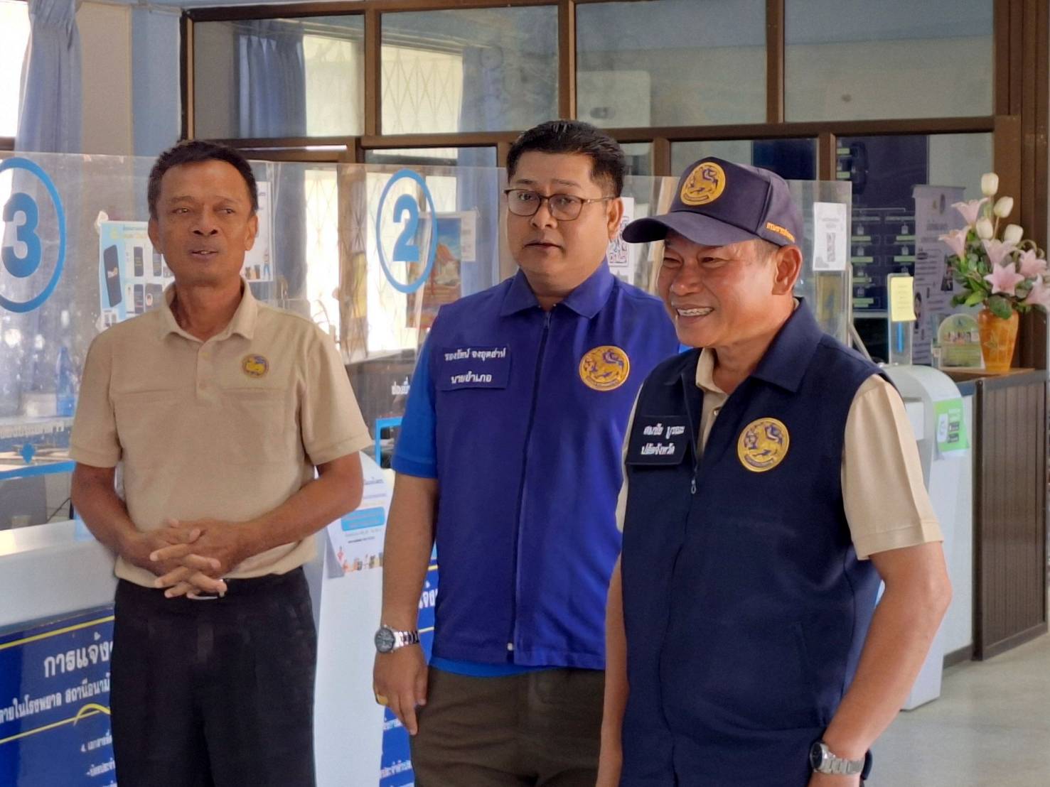 ปจ.ยโสธรตรวจเยี่ยมข้าราชการปฏิบัติหน้าที่งานทะเบียน 4 อำเภอบริการช่วงวันหยุดเทศกาลปีใหม่ 68