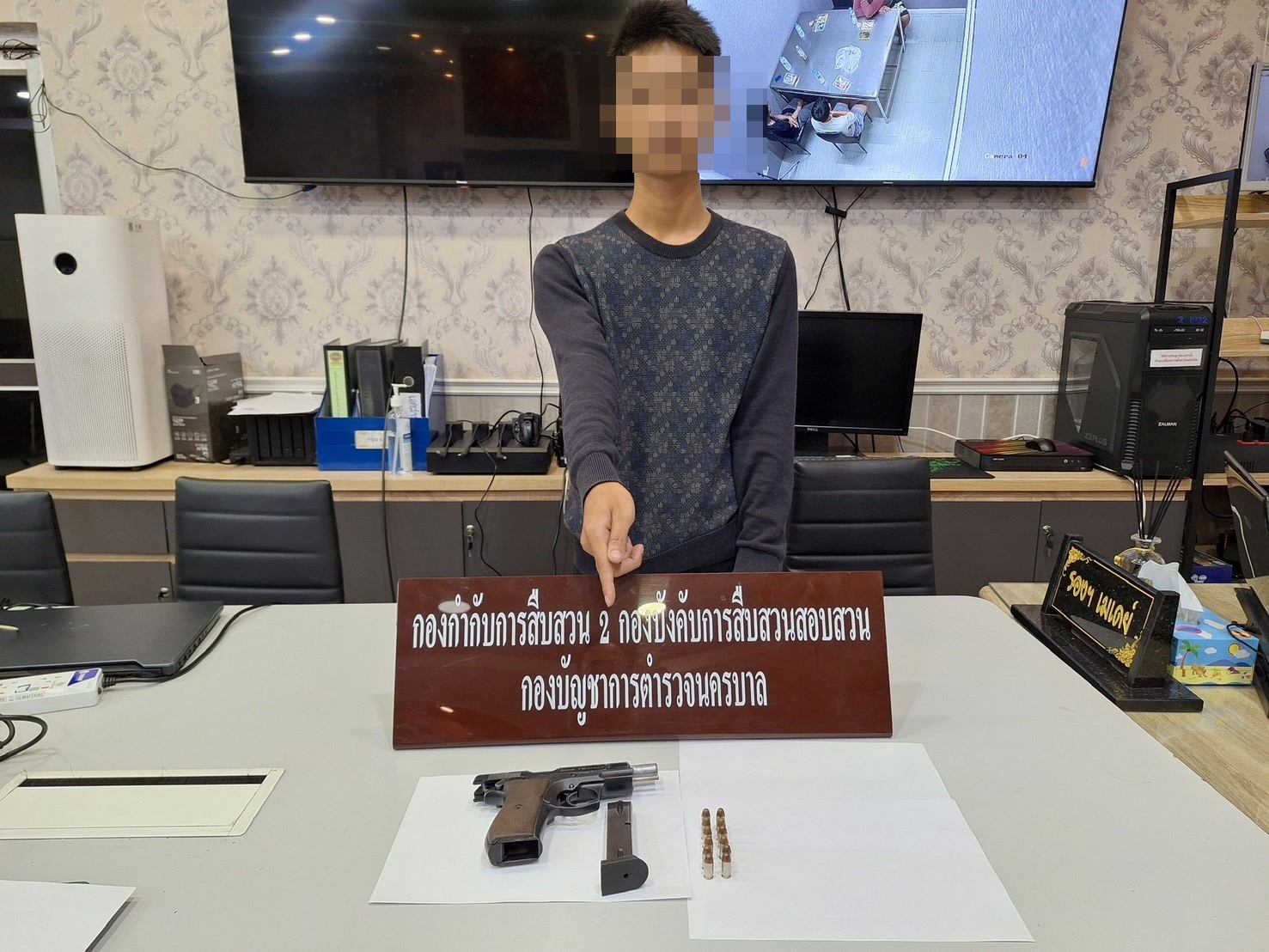 สืบนครบาล รวบ "นาย หัว" เชื้อเชิญตำรวจเข้ามาซื้อ ปืนไทยประดิษฐ์ภายในบ้าน