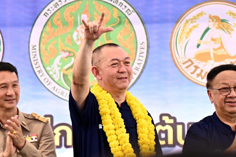 "เฉลิมชัย" ชู "ศูนย์ข้าวชุมชน" แหล่งผลิตเมล็ดพันธุ์ข้าวคุณภาพ กระจายสู่ชุมชน