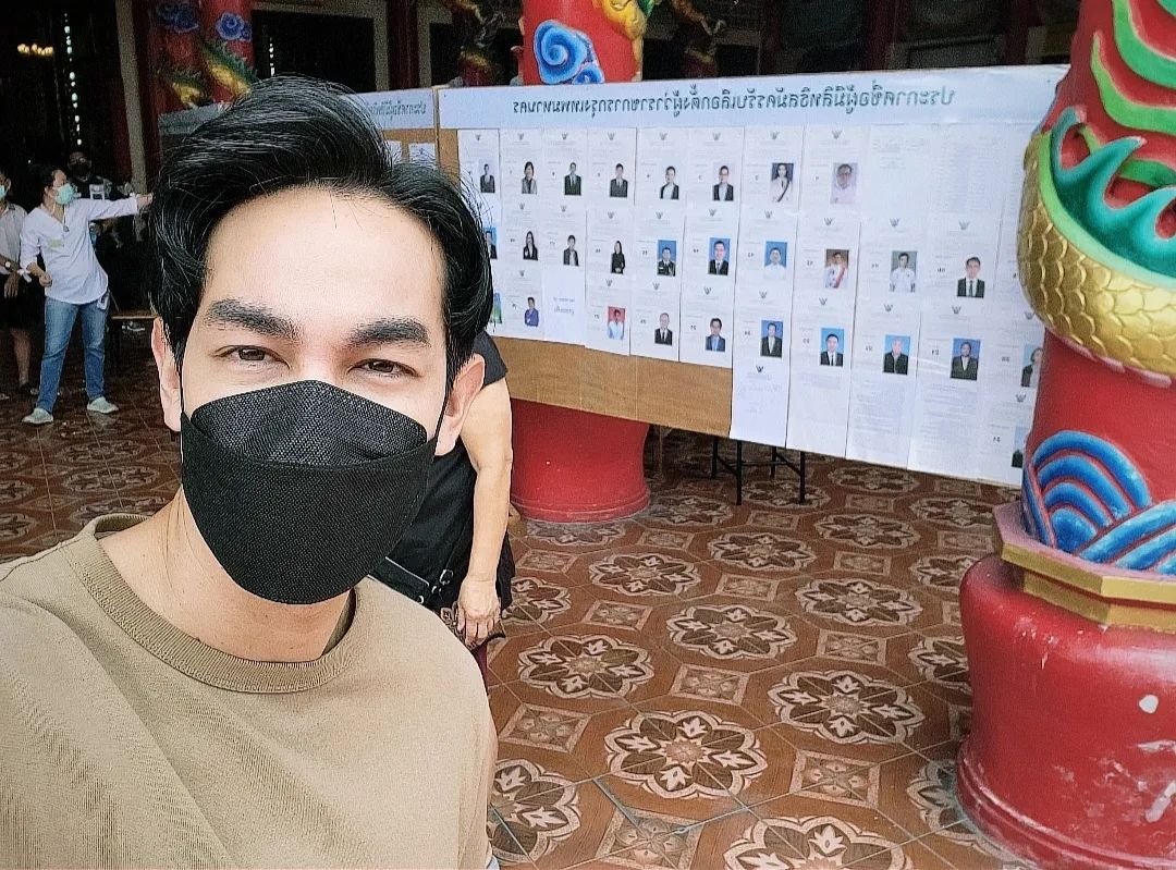 "กิก ดนัย" โพสต์ภาพไปเลือกตั้งผู้ว่าฯกทม พร้อมประกาศ "มีสิทธิต้องใช้"