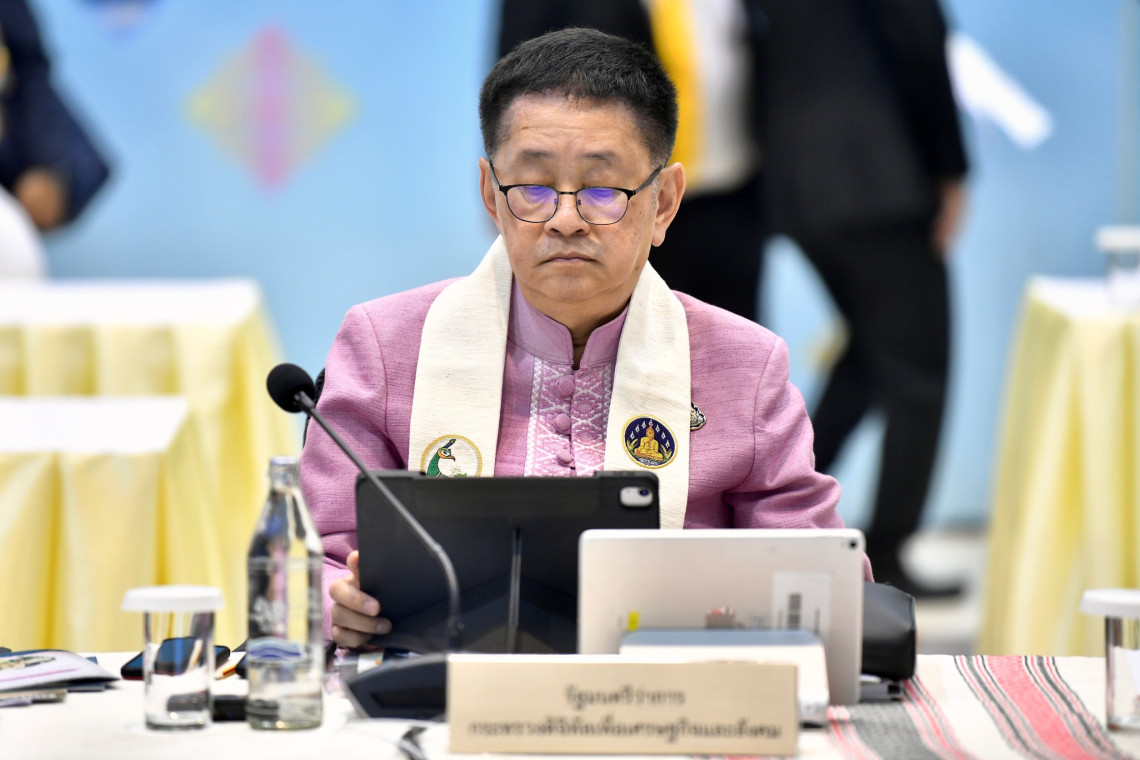 ‘ประเสริฐ’ รอ ‘สำนักนายกฯ’ เคาะวันประชุม ครม.สัญจรโคราช เผย ถกผู้ว่าฯเตรียมความพร้อม 24 พ.ค.นี้ ลุ้นสร้างสนามบินใหม่