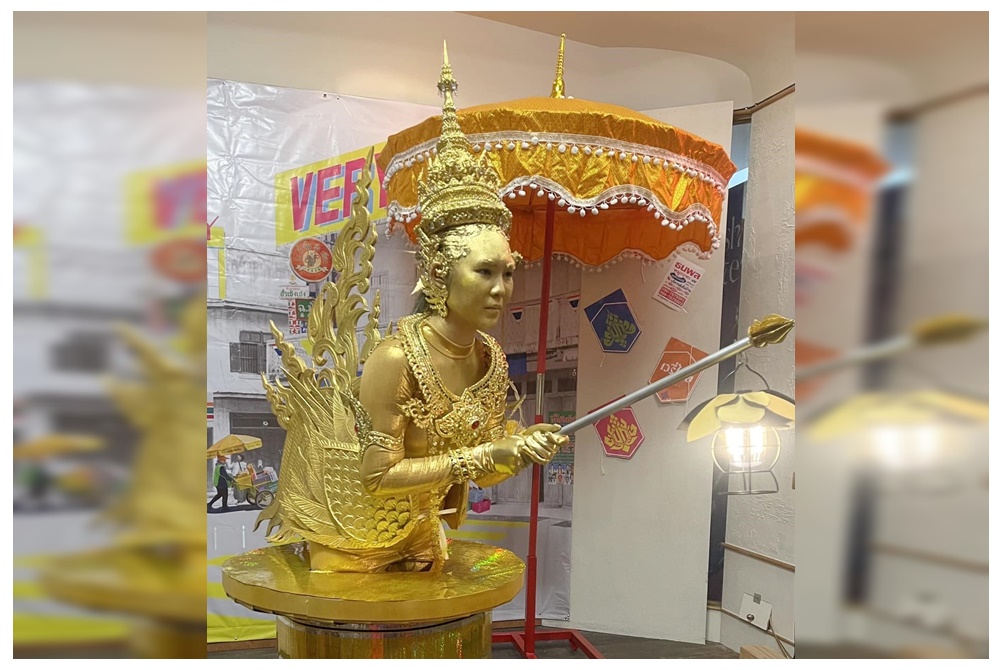 เล่นใหญ่! เมื่อรุ่นน้องโคฟเป็น "เสาไฟกินรี" ร่วมงานปาร์ตี้บริษัท