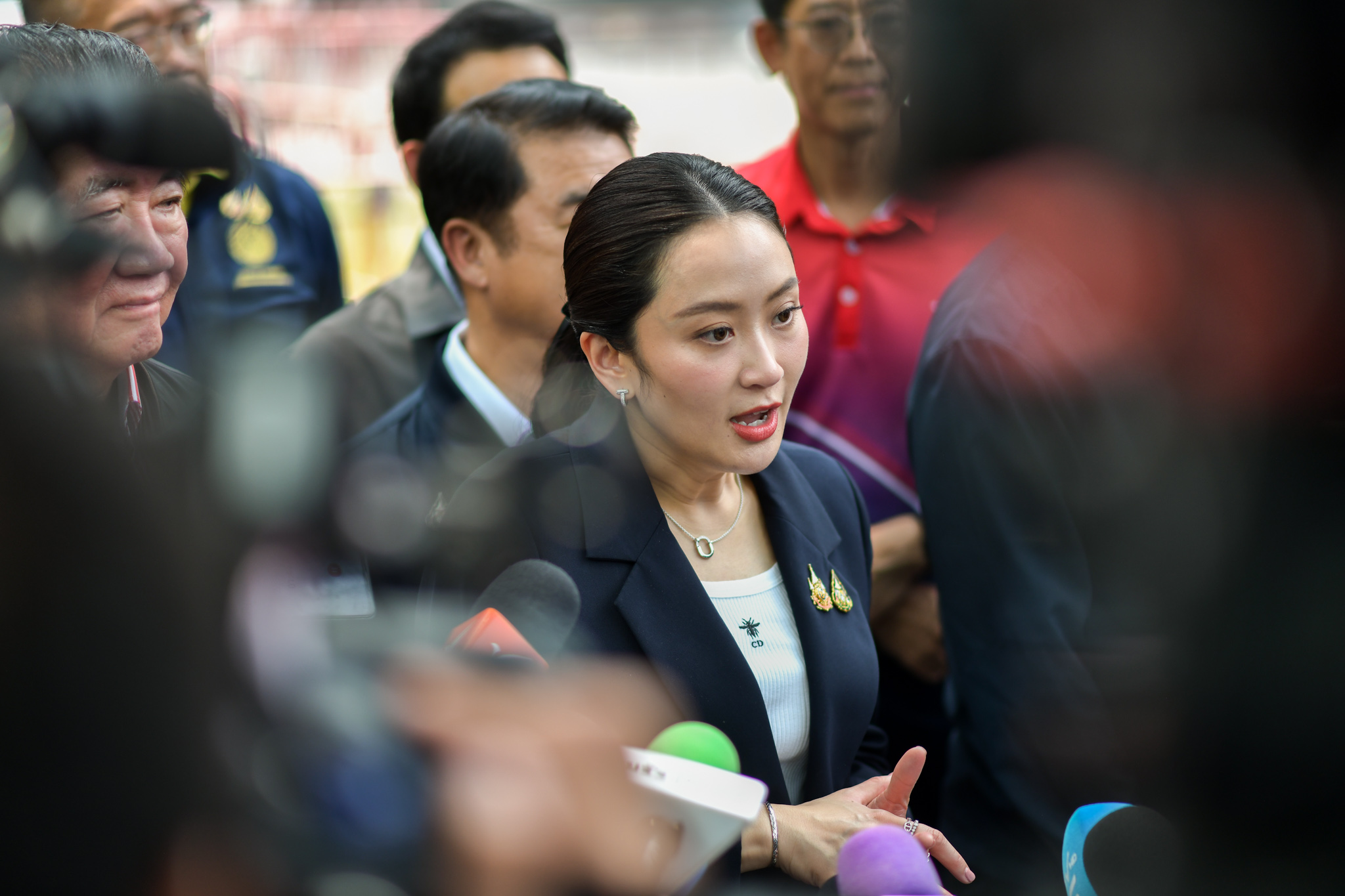 “อิ๊งค์” นั่งรถไฟใต้ดิน หลังเหตุแผ่นดินไหว ขอมั่นใจระบบขนส่งปลอดภัย ชี้ สงสัยถล่มแค่ตึกเดียว สั่งกรมโยธาฯตั้ง กก.สอบ ขีดเส้น 1 สัปดาห์ 
