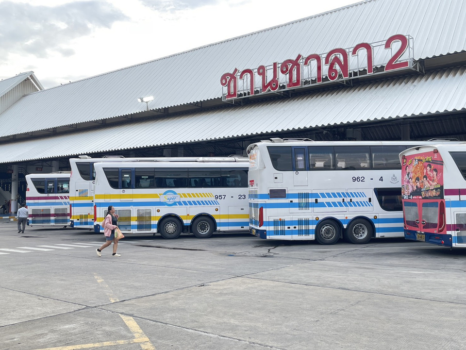 “บขส.” เตรียมรถโดยสาร-จัดพื้นที่จอดรถสถานีขนส่งฯ 4 แห่ง อำนวยความสะดวกปชช.เดินทางถวายสักการะพระบรมศพ พระบรมราชชนนีพันปีหลวง