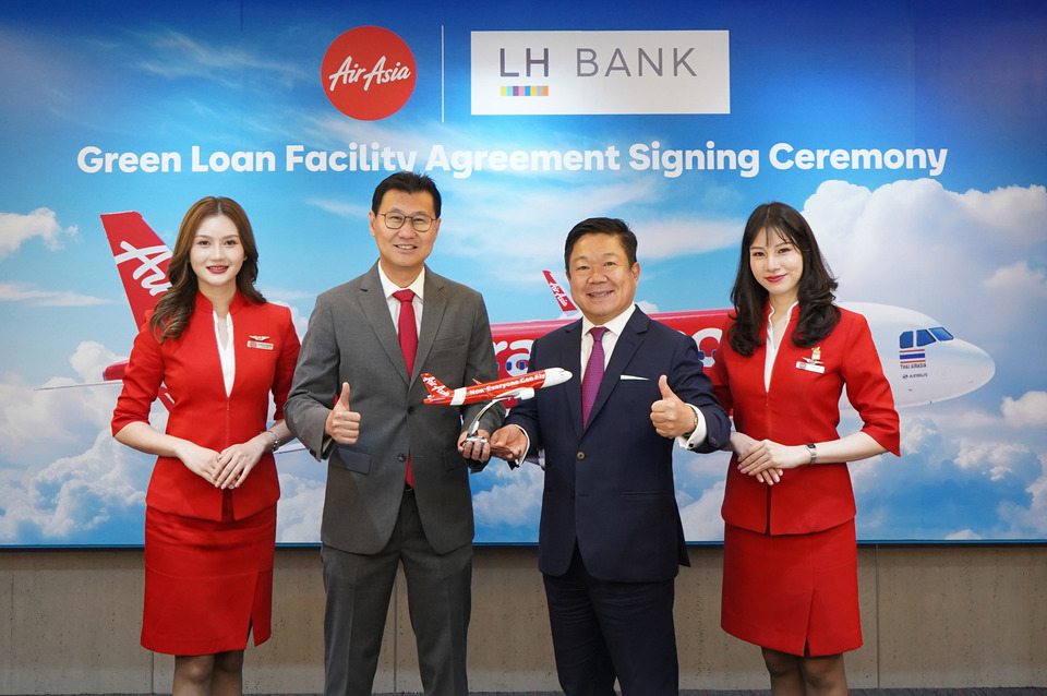 “LH Bank ร่วมขับเคลื่อนการบินยั่งยืน สนับสนุนไทยแอร์เอเชียใช้เครื่องบินประหยัดพลังงาน ลดผลกระทบต่อสิ่งแวดล้อม”