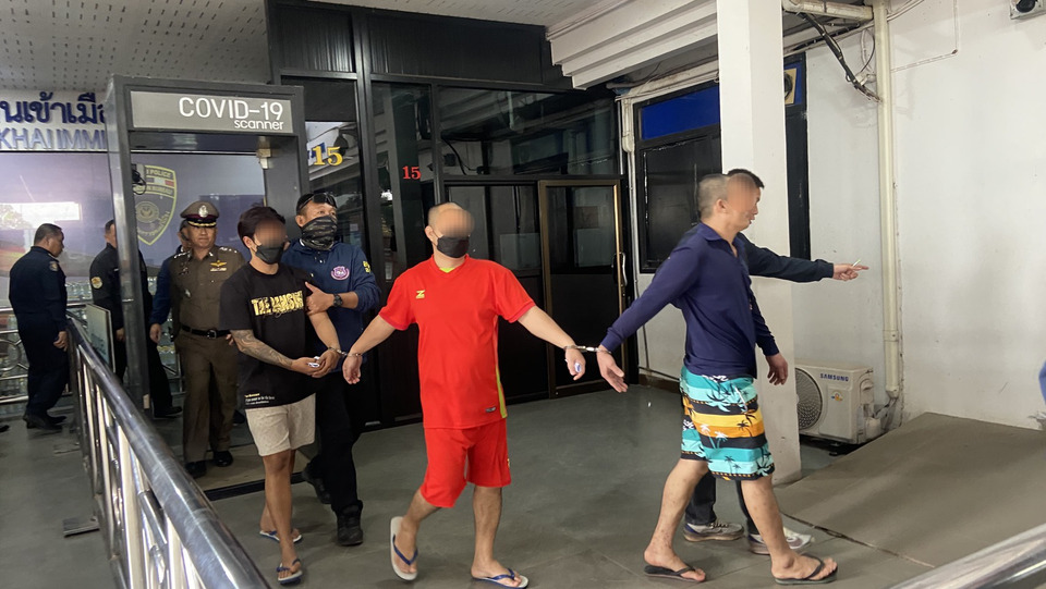 หนีไม่รอด! ลาวส่งตัว 3 เอเย่นต์ยาไทย หนีคดีกลบดาน ป.ป.ส.รับตัวดำเนินคดีทันที