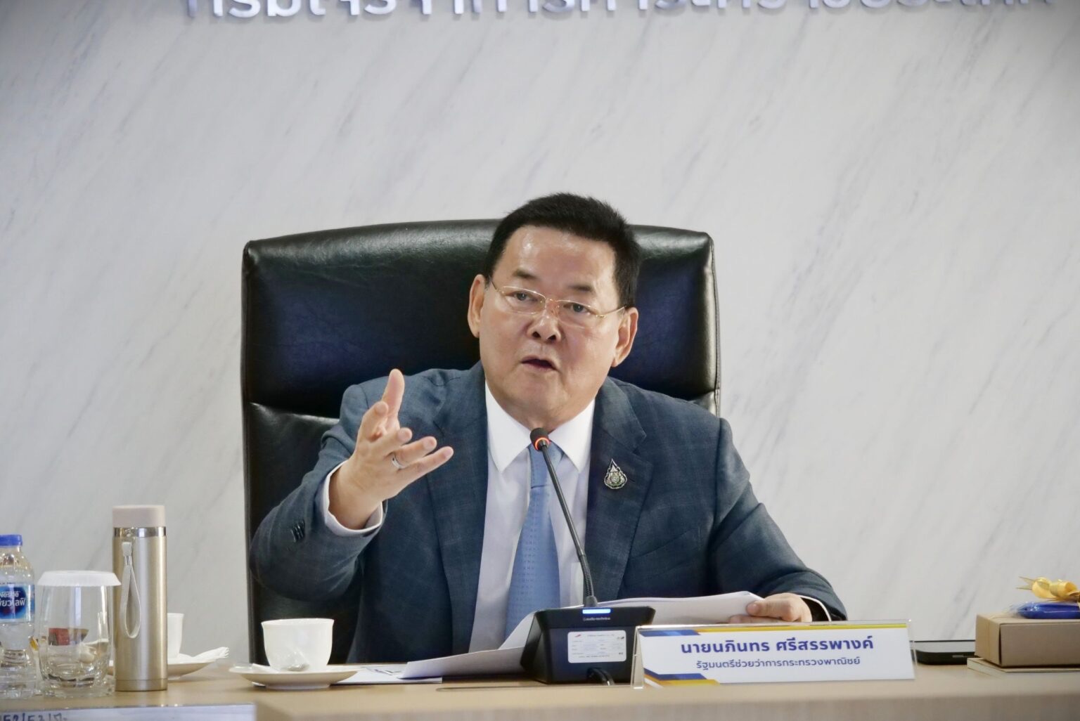 "นภินทร" มอบทีมพาณิชย์ลุยการค้าชายแดนไทยมาเลเซีย ถกรัฐ-เอกชนวงใหญ่ เร่งรัดสร้างถนนเชื่อม 2 ด่าน-เพิ่มยอดการค้าชายแดน