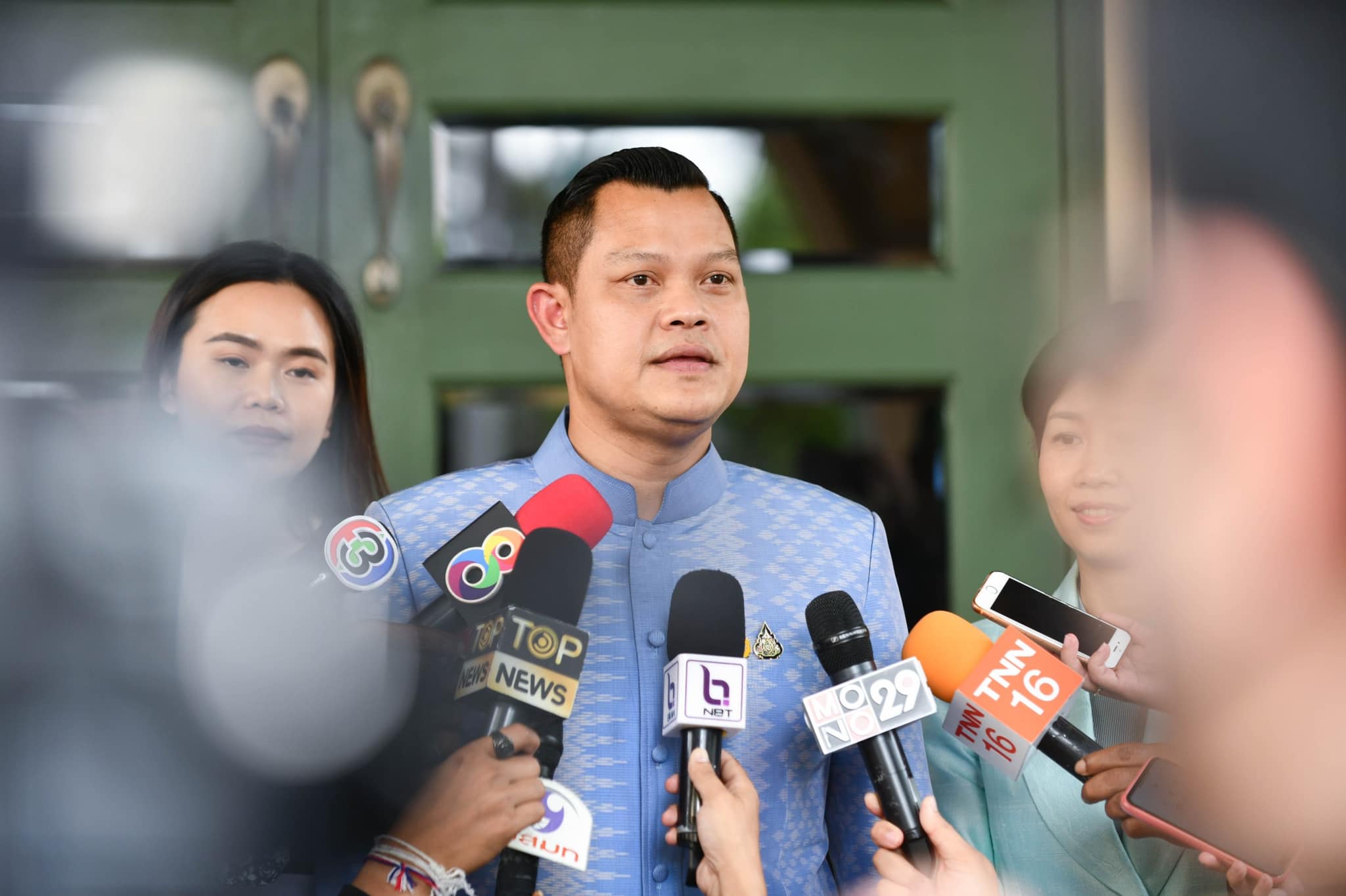 "ธนกร" ดึงสติ "เต้น ณัฐวุฒิ" ! เตือนพอได้แล้ว เลิกปลุกปั่น สร้างความขัดแย้ง 