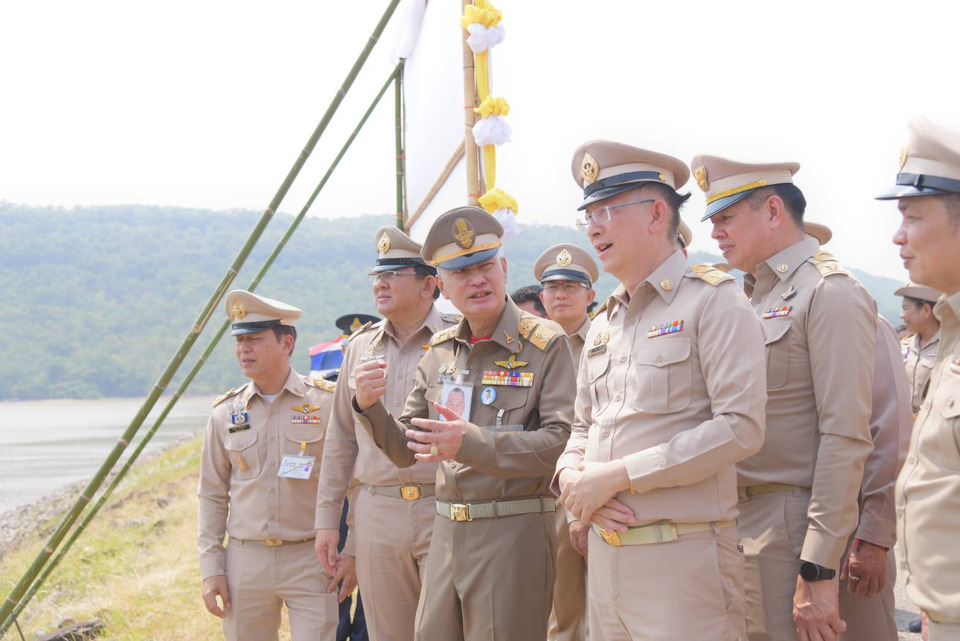 "องคมนตรี" ติดตามและขับเคลื่อนโครงการอ่างเก็บน้ำลำพะยังตอนบนอันเนื่องมาจากพระราชดำริ จังหวัดกาฬสินธุ์