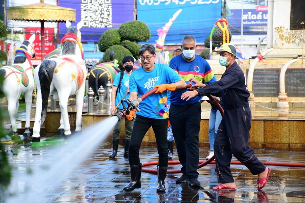 เทศบาลนครเชียงราย ระดมอาสาสมัคร เคลียร์พื้นที่ทำความสะอาด ต้อนรับศึก “ยูเมะพลัส เชียงราย 21.1 มาราธอน 2022” 