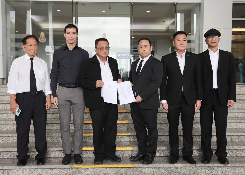 5 แกนนำการเมืองแถลงยื่นร้อง ปปช. ชี้ “เศรษฐา–ครม.” อนุมัติแปรญัตติงบฯ 35,000 ล้าน เข้าข่ายผิด ม.157