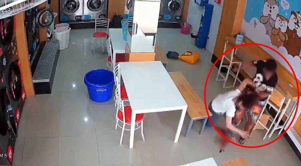 คนร้ายโหด บุกจ้วงแทงสาวในร้านซักผ้า 7แผล คาดจะชิงทรัพย์