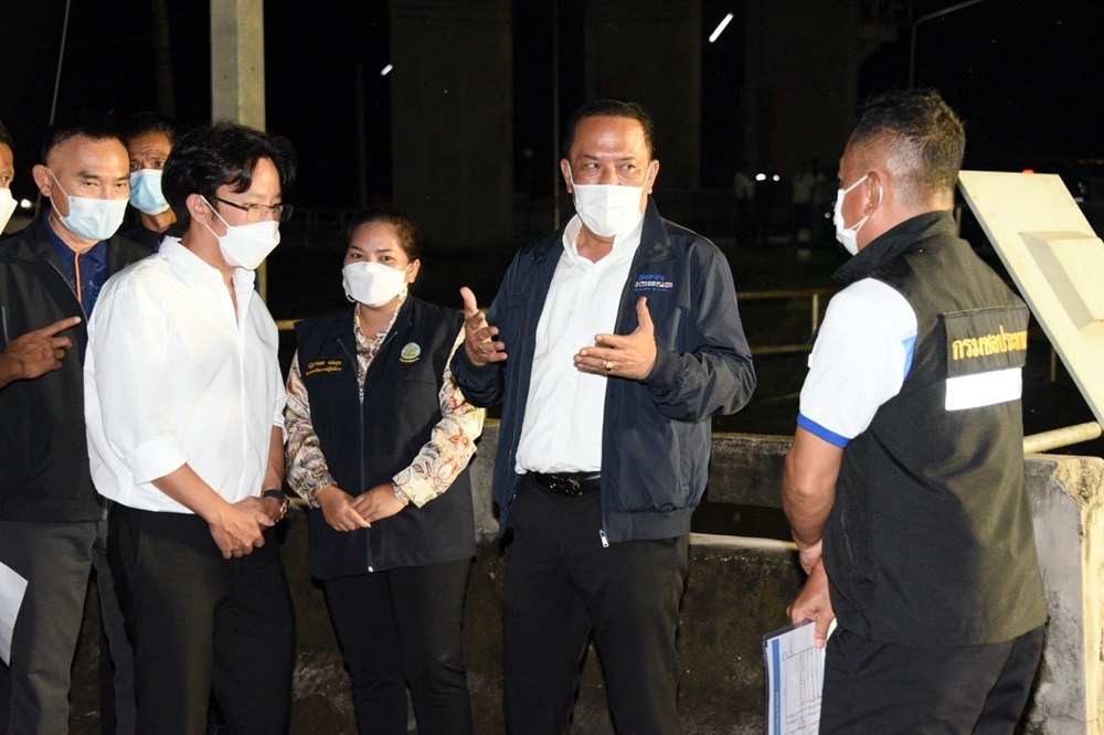 อธิบดี ชป. รุดติดตามการบริหารจัดการน้ำคลองรังสิตประยูรศักดิ์ พร้อมรับมือน้ำหลาก 