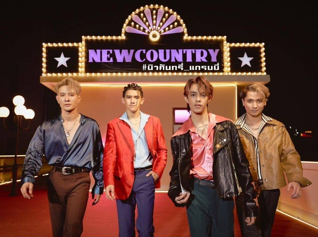 'ครูสลา' ชื่นชม เพลงใหม่ “แสตนด์บายหล่อ” แต่งโดย 'ก๊อท จักรพันธ์'