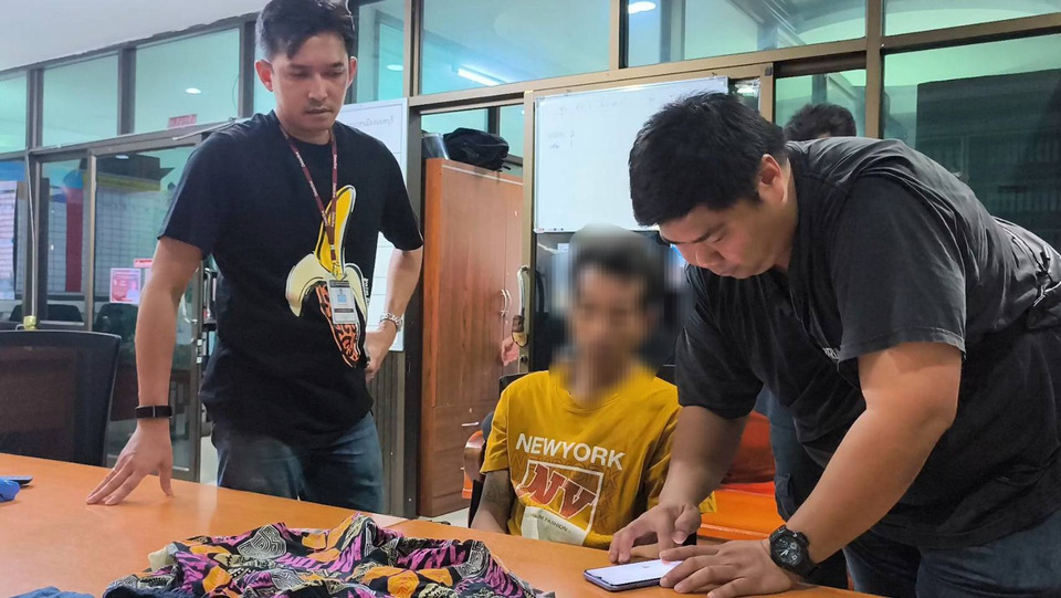 รวบแล้ว! คนร้ายทุบ-ชิงโทรศัพท์ยาย 78 ปี ย่านนนทบบุรี สารภาพเอาเงินไปซื้อยาเสพติดและปั่นสล็อต 