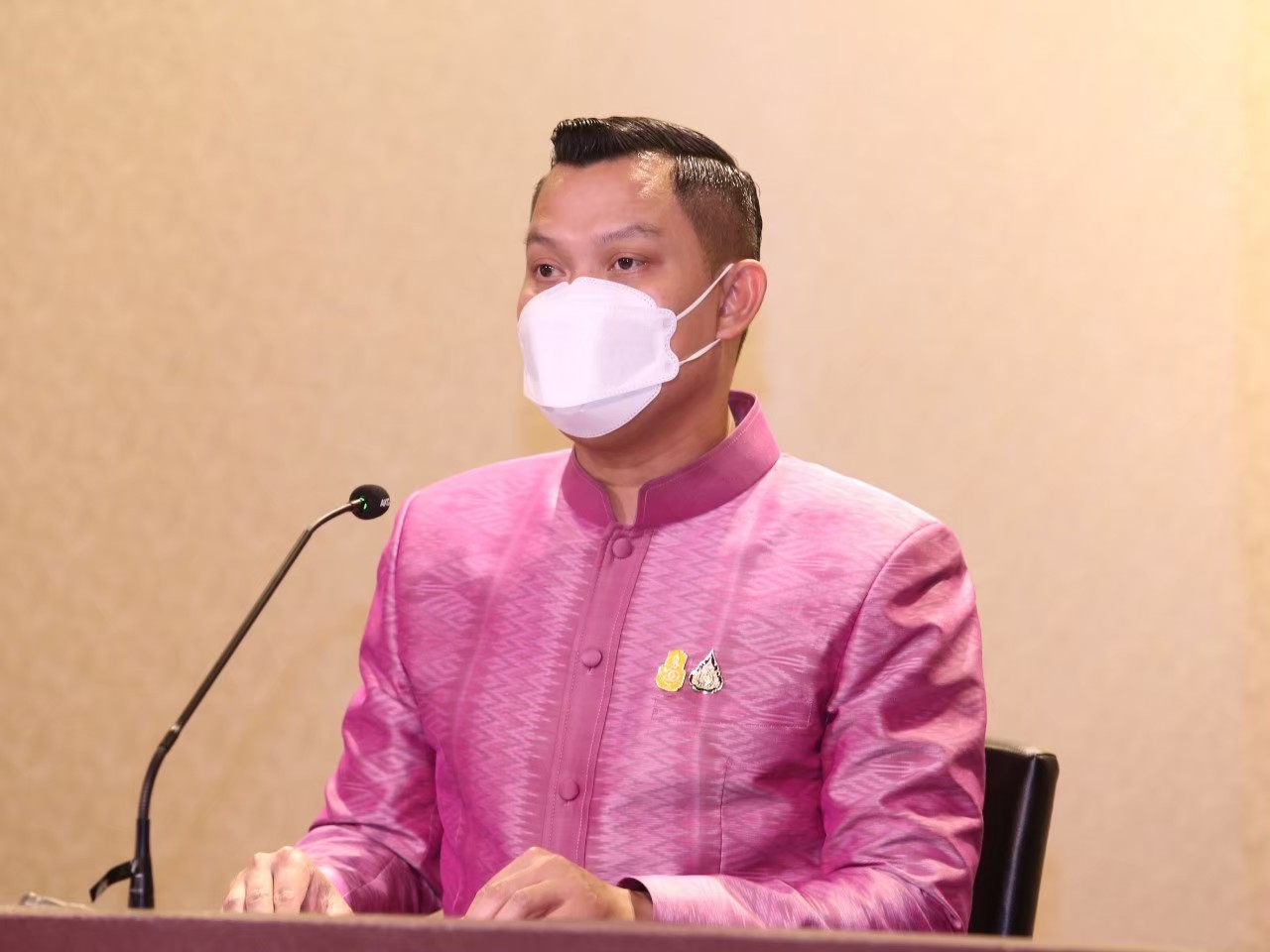 "โฆษกรัฐบาล" ออกโรงปกป้องสถาบัน ชี้คนไทยทนไม่ได้หากใครจาบจ้วง 