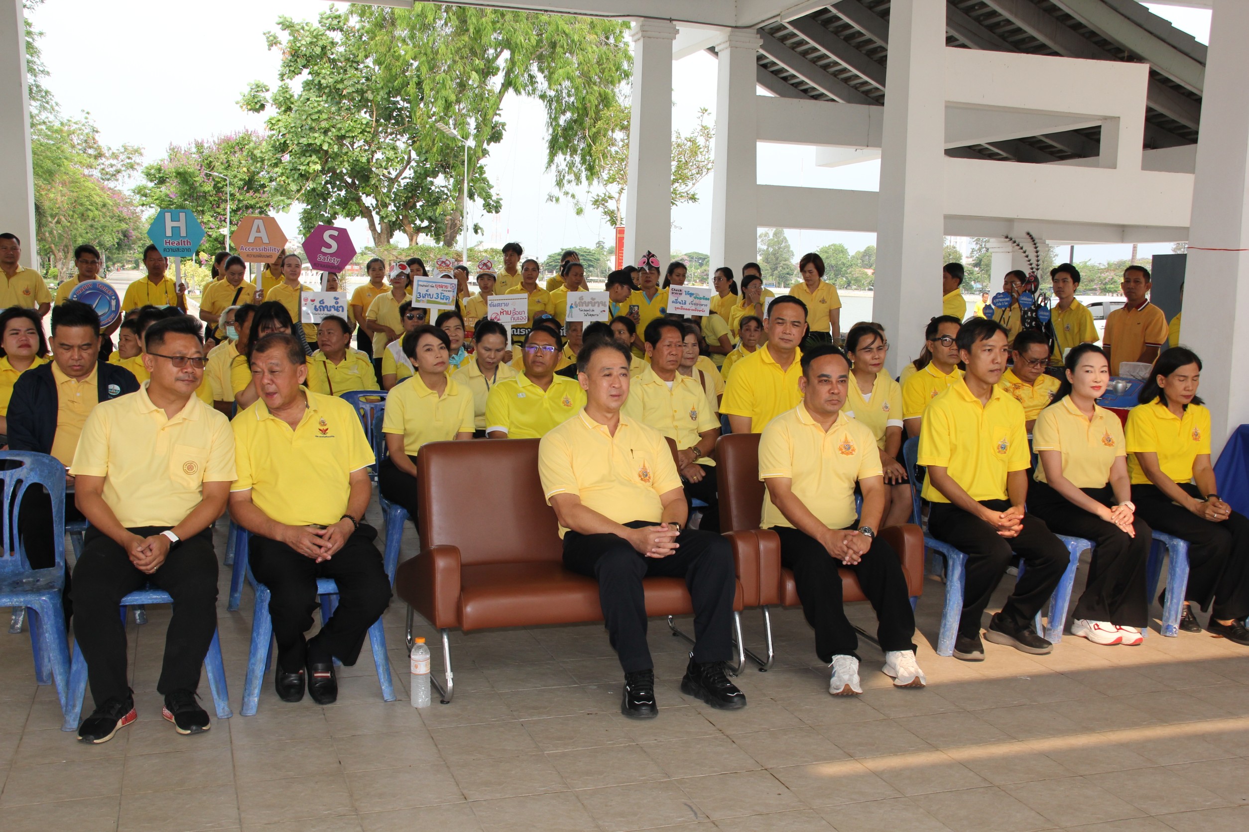 จังหวัดสกลนคร Big Cleaning Day สงกรานต์สุขใจส้วมสาธารณะไทย สะอาด ปลอดภัย ได้มาตรฐาน 