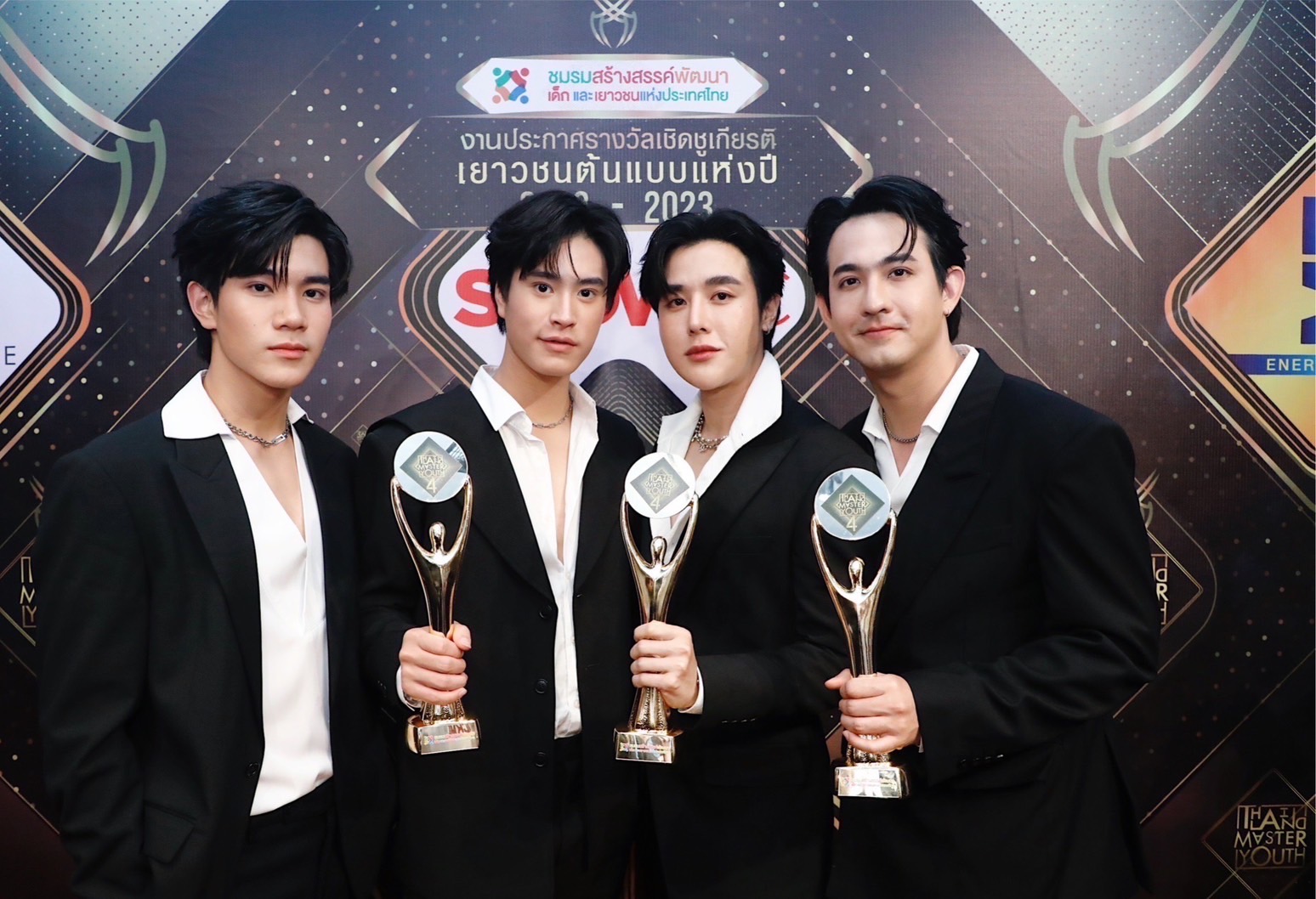 “GMMTV” คว้า 3 รางวัล งาน THA ILAND MASTER YOUTH 2022-2023“เจมีไนน์-โฟร์ท” สาขา “นักแสดงขวัญใจเยาวชน”