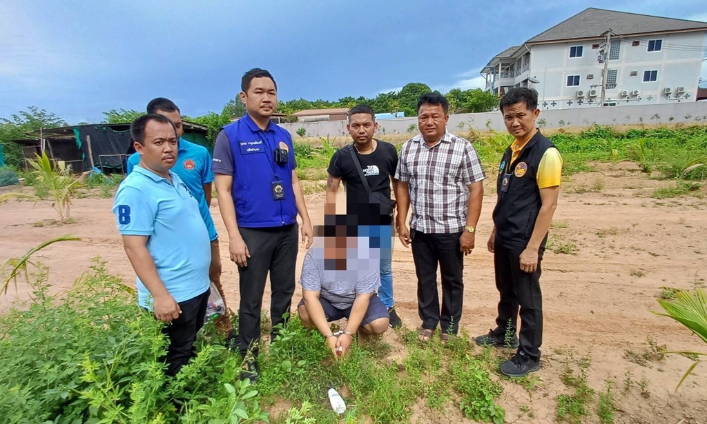 รวบเอเย่นต์ยานรก พบของกลางเพียบ สารภาพหมดเปลือกรับมาจาก "เจ้กุ๊ก" ขาใหญ่บ้านเพ