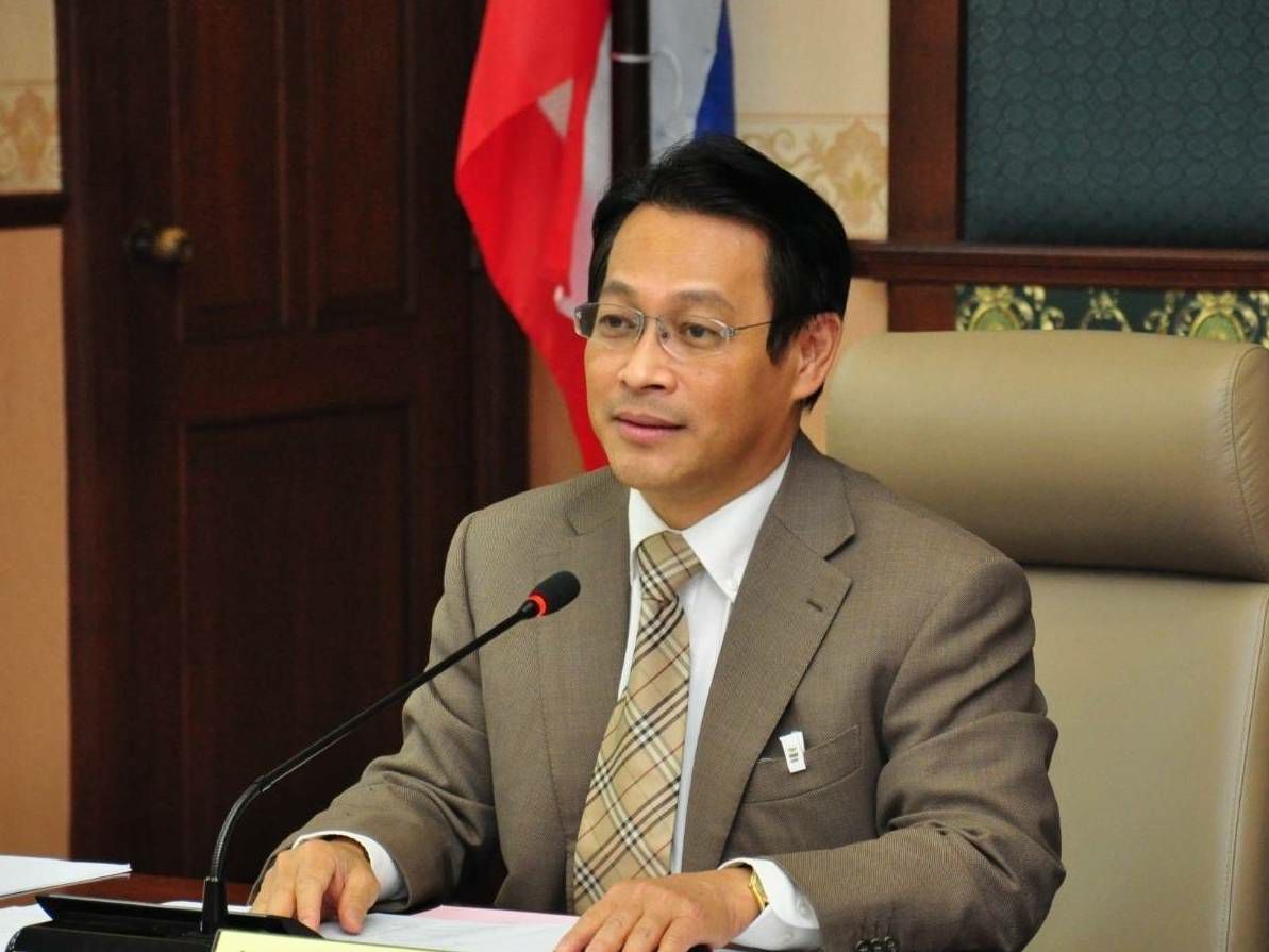 "สุชาติ​" ชี้เงินบาทอ่อนค่าเป็นเรื่องดี ทำให้เศรษฐกิจเติบโตยิ่งขึ้น ประชาชนมีงานทำมีรายได้ดี