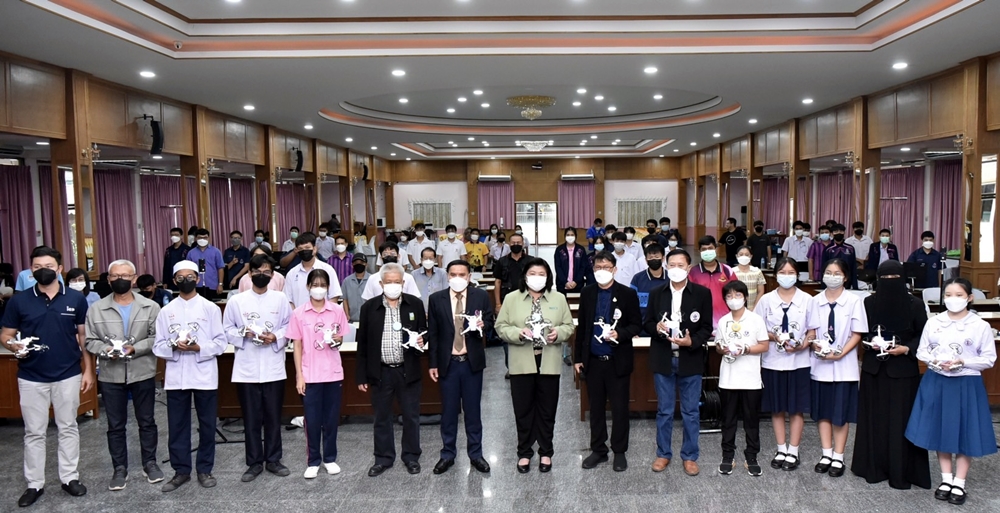 กลับมาอีกครั้ง!! เปิดถ่ายทอดเทคโนโลยีโดรนแปรอักษรสู่การใช้งาน ครั้งที่ 3 พื้นที่เพชรบุรี