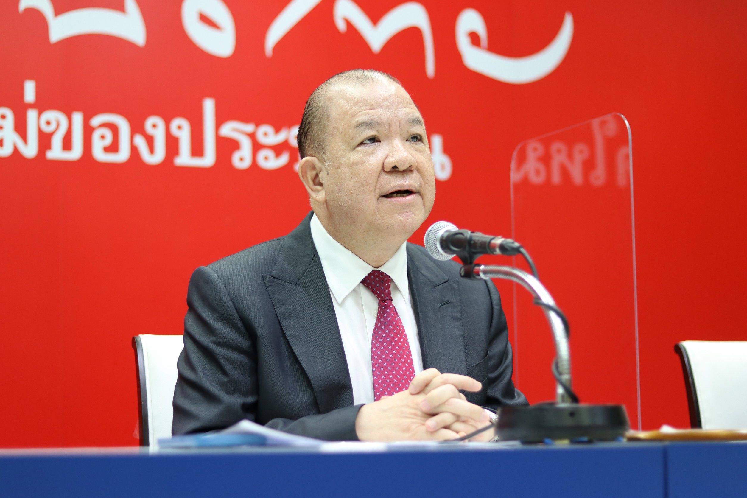 "พิชัย" ติง " ประยุทธ์" ปล่อยค่าการตลาดน้ำมันพุ่งสูง สวนมาตรการที่ออกเอง