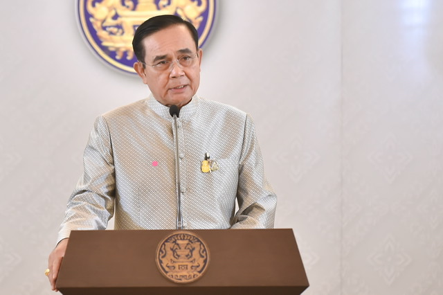 "บิ๊กตู่" ไลน์คุย "สมคิด" บอกยังไม่ปรับครม. บ่น"เลอะเทอะ"ข่าวลือ ส่งชื่อรมต.เผยปวดหัว "รปช.-เงินประกันสังคม"ล่าช้า