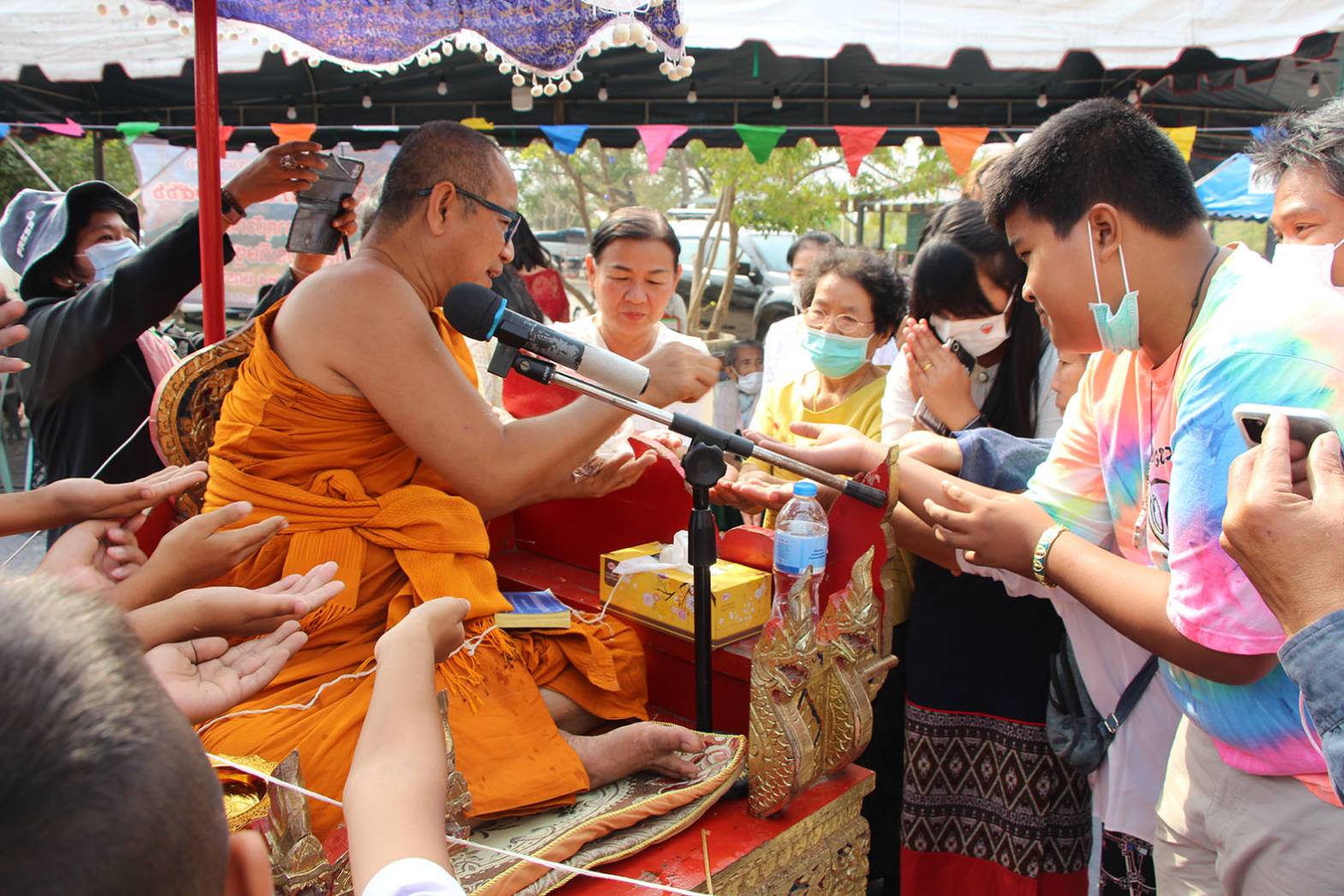ชาวลาวเวียงตำบลเขาแร้งสืบสานประเพณีทำขวัญข้าว