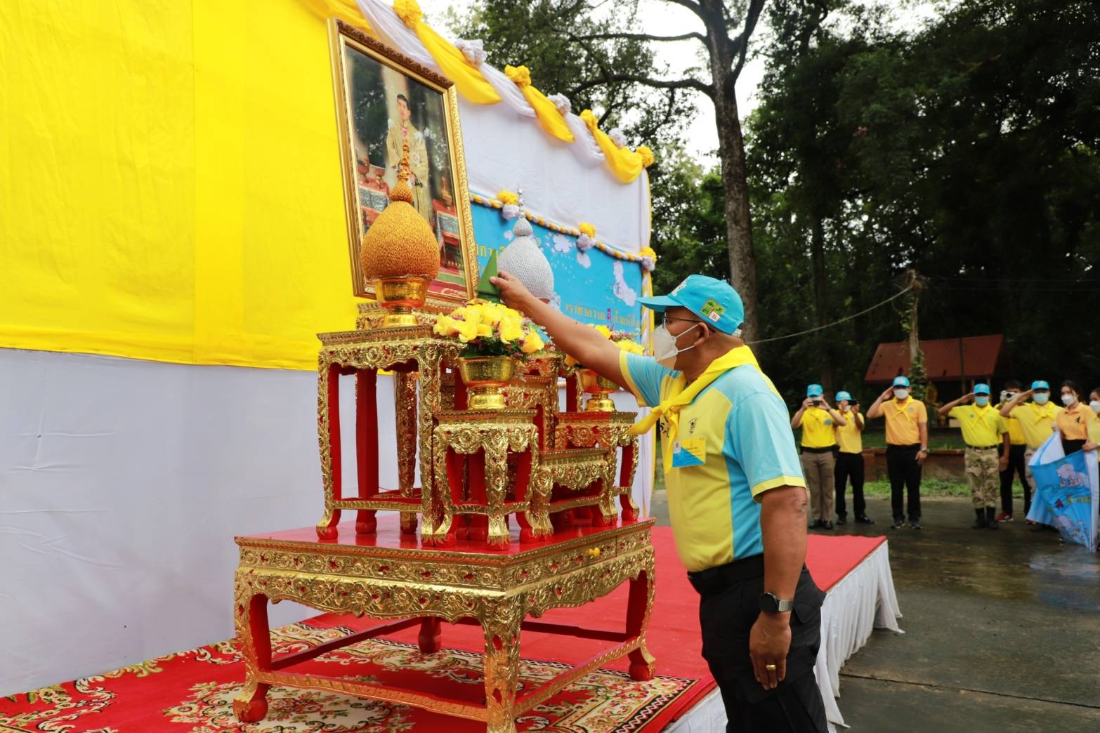 จิตอาสาพระราชทานยโสธรทำความสะอาดศาสนสถานวัดอาฮาม