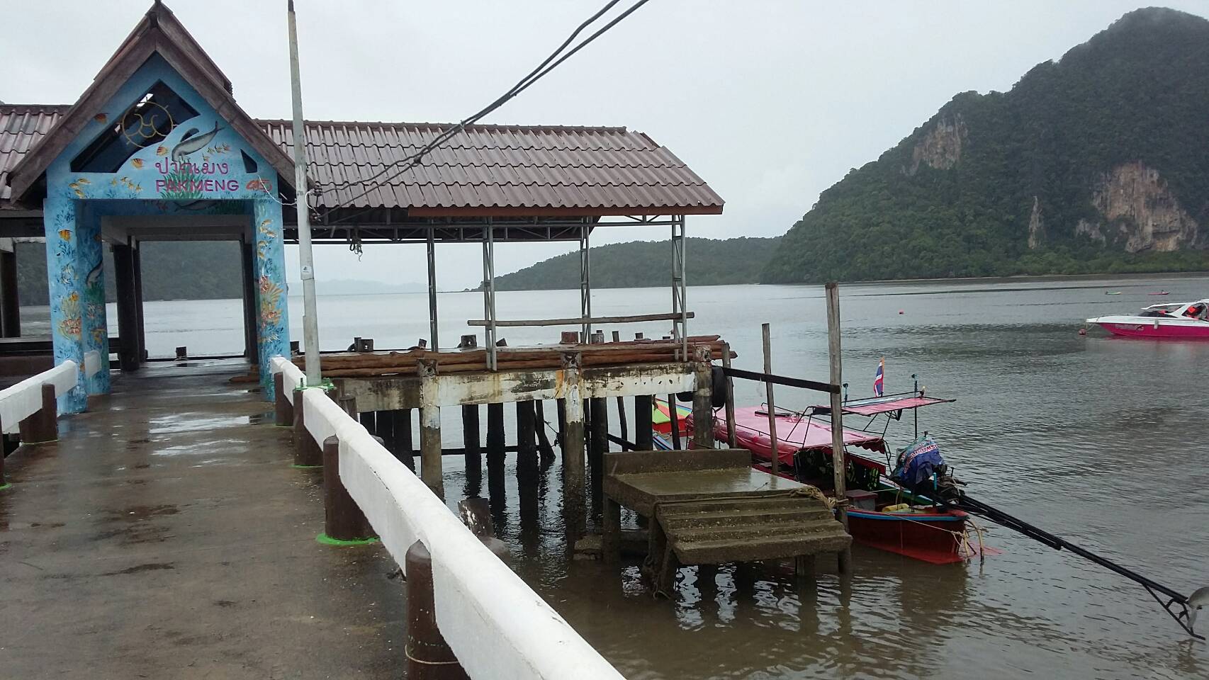 ผู้ประกอบธุรกิจท่องเที่ยวทะเลตรัง “โอด”งบประมาณก่อสร้างท่าเทียบเรือปากเมงไม่ผ่านโครงการ