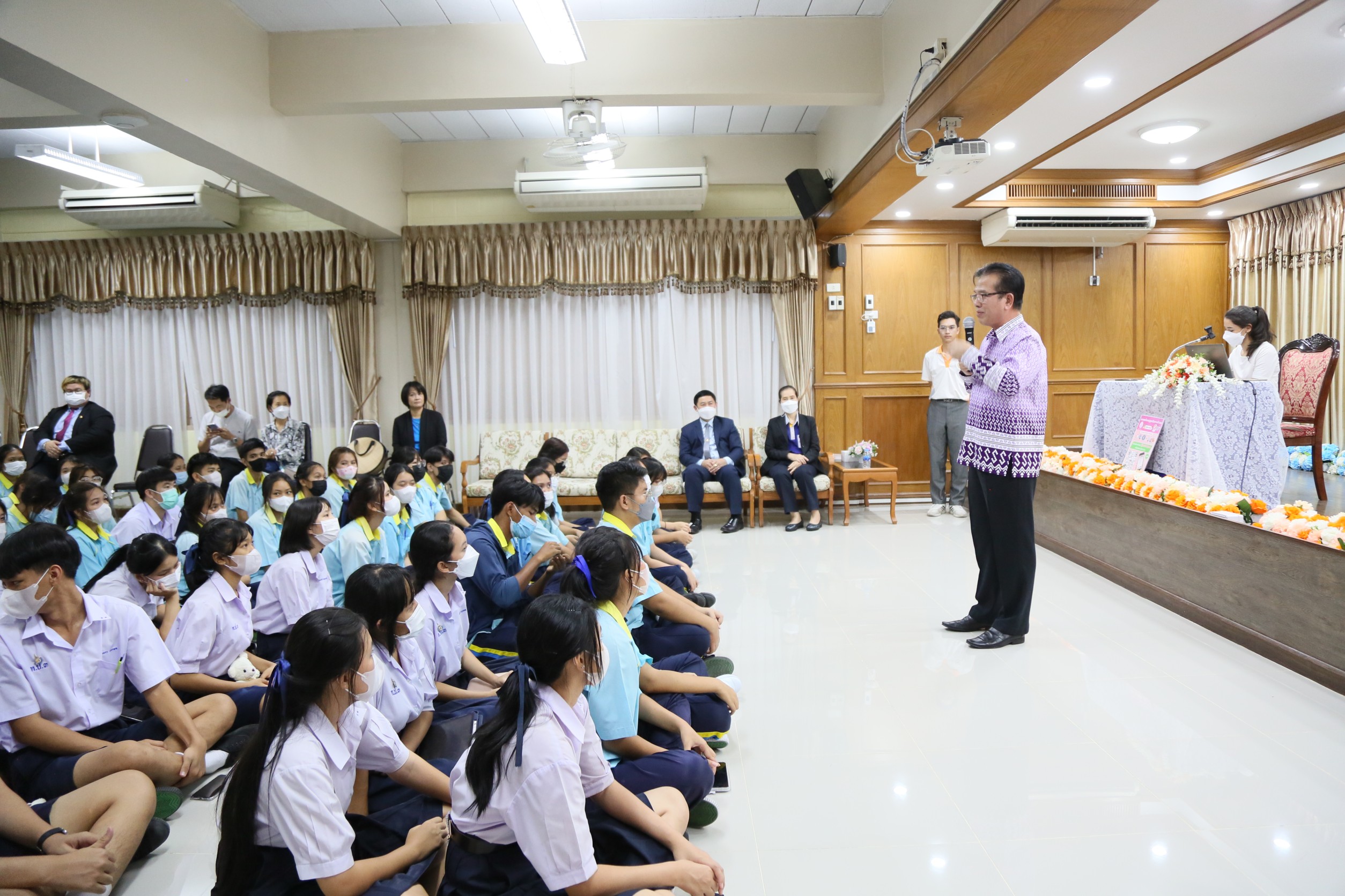 พม. จับมือเพจ Because We Care ผนึกกำลังสถานศึกษา หนุน “รัก…ในวัยเรียน” รณรงค์ยุติความรุนแรงทุกมิติ ไม่บูลลี่ (Bully)
