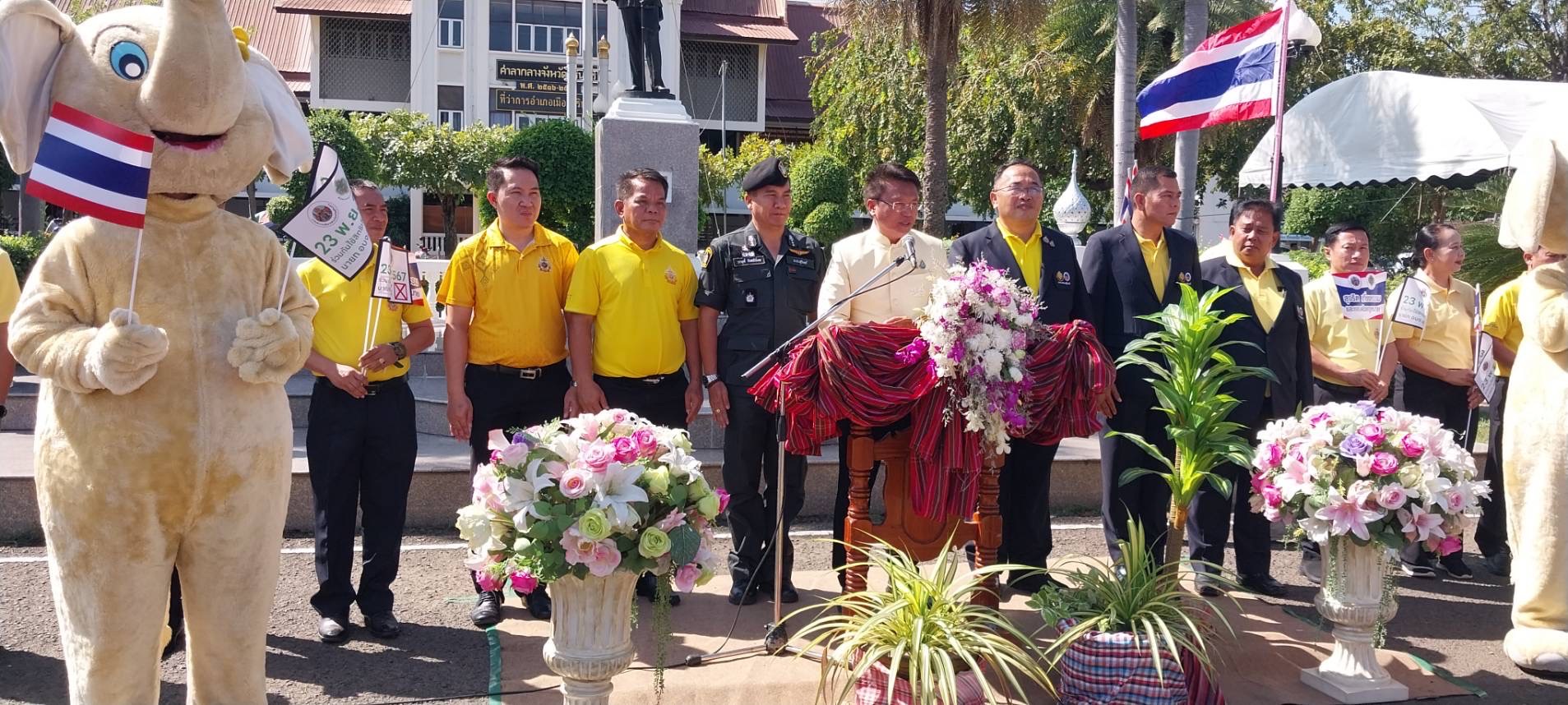 โค้งสุดท้ายหาเสียงเลือกตั้ง'นายกอบจ.สุรินทร์'ซัดกันมันหยด  