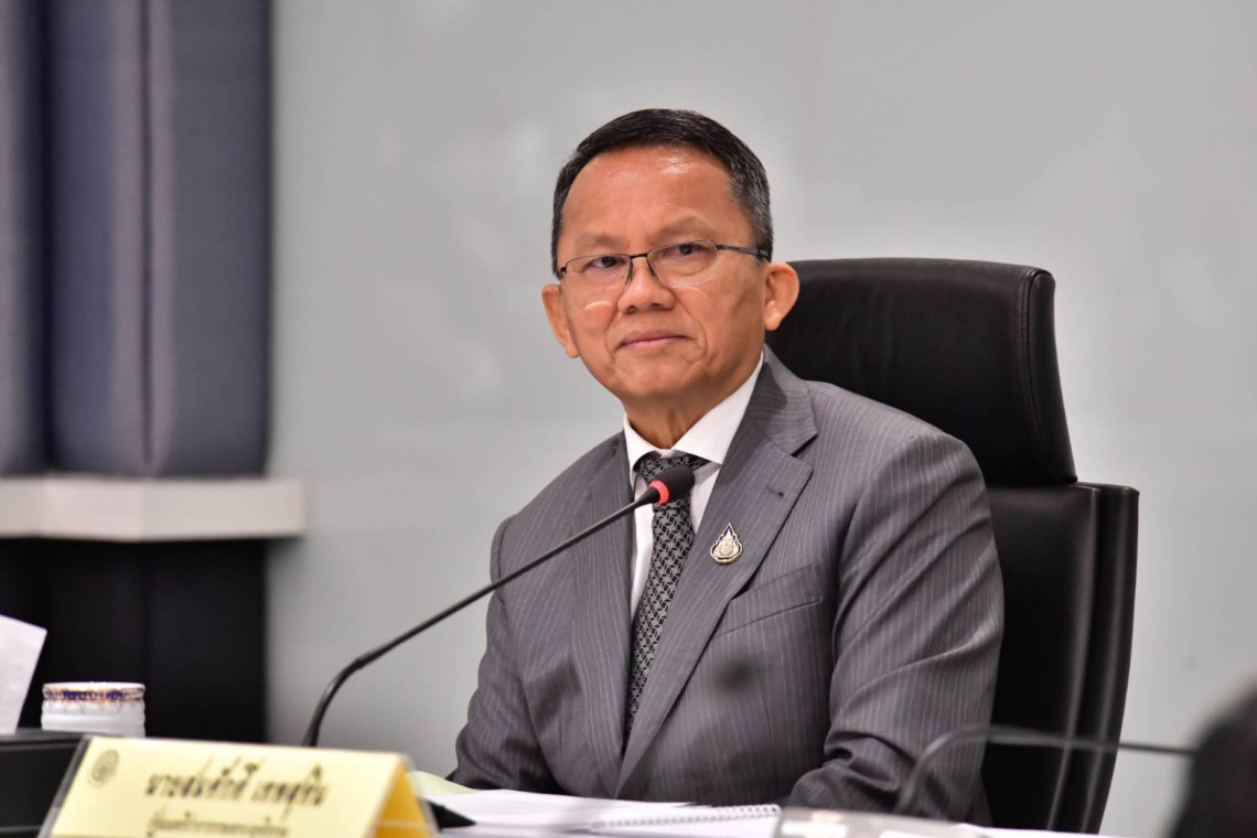 “สมศักดิ์” เซ็นตั้ง 10 ขุนพลสอบด่วนมติแพทยสภา ลงโทษ 3 หมอคดี “ชั้น 14” ภายใน 15 วัน