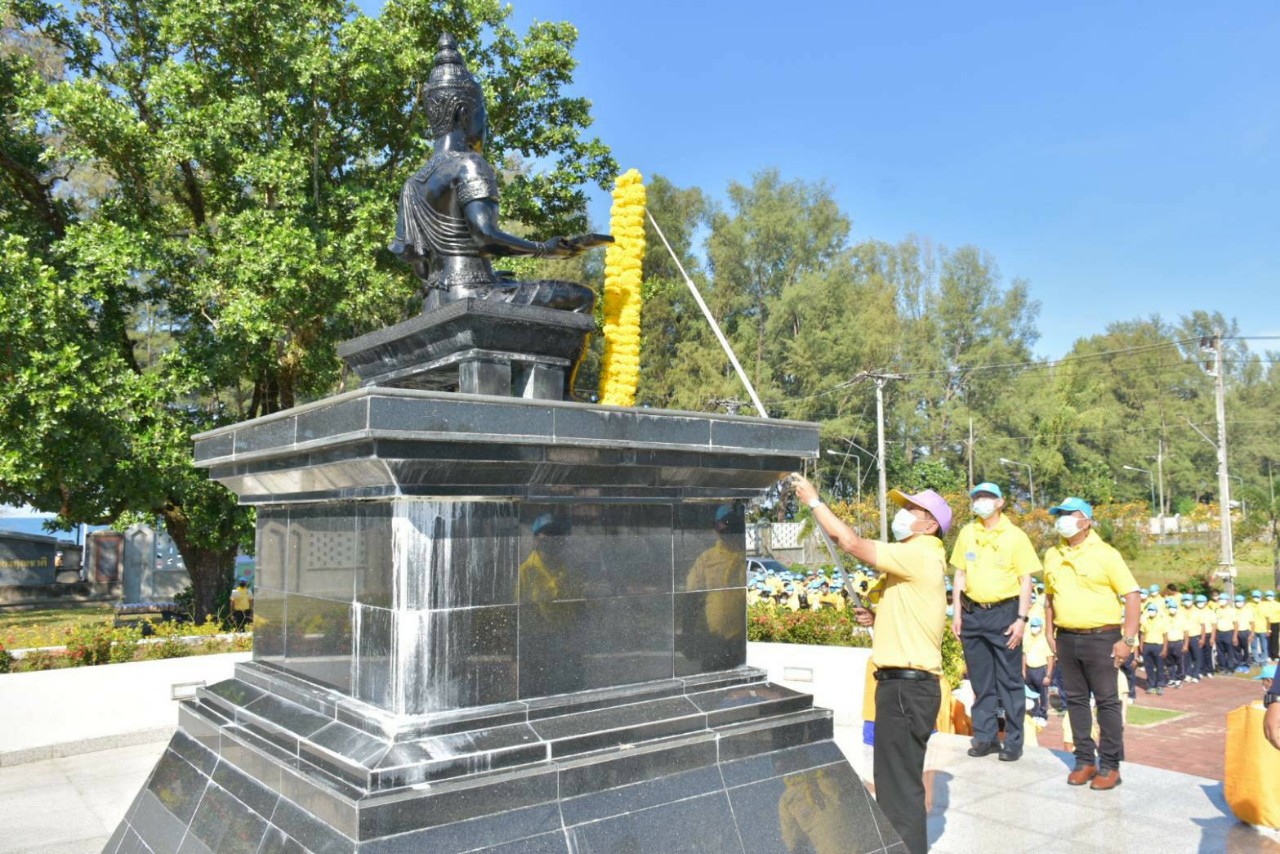 ร่วมกิจกรรมจิตอาสาพัฒนาวันสำคัญของชาติไทยเนื่อง ในวันพ่อขุนรามคำแหงมหาราช และวันสมเด็จพระนเรศวรมหาราช