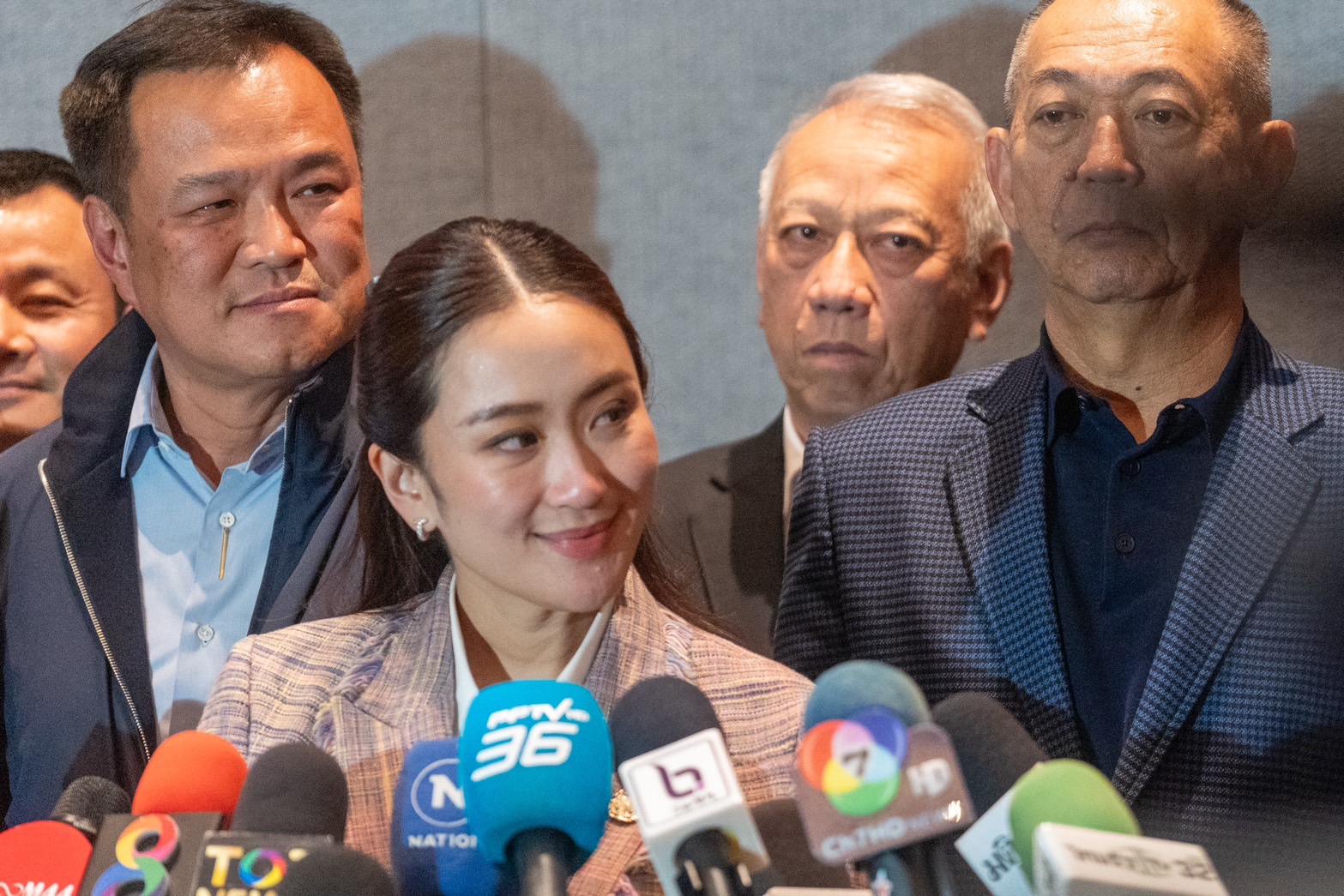 "นายกฯ" ปลื้มดินเนอร์บรรยากาศดี เผยหลังเอเปกเตรียมคุยงานแยกกระทรวง ขอลดกำแพงเพื่อสื่อสารกันง่ายขึ้น